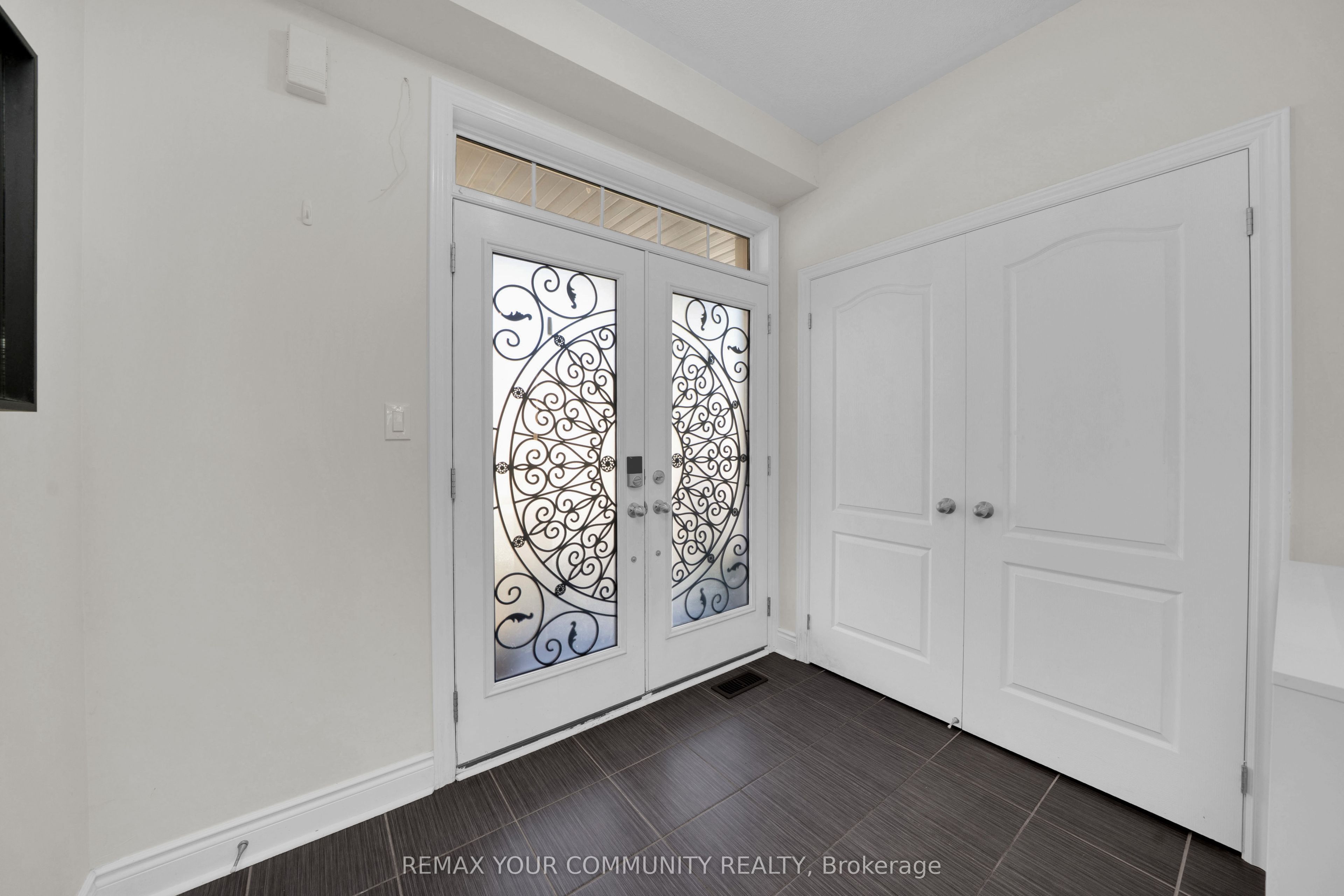 1042 Wilbur Pipher Circle