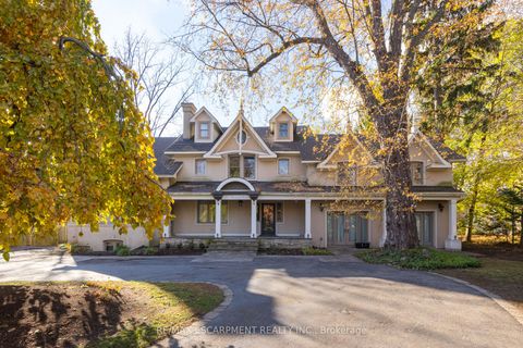 184 Chartwell Road Oakville ON L6J 3Z8