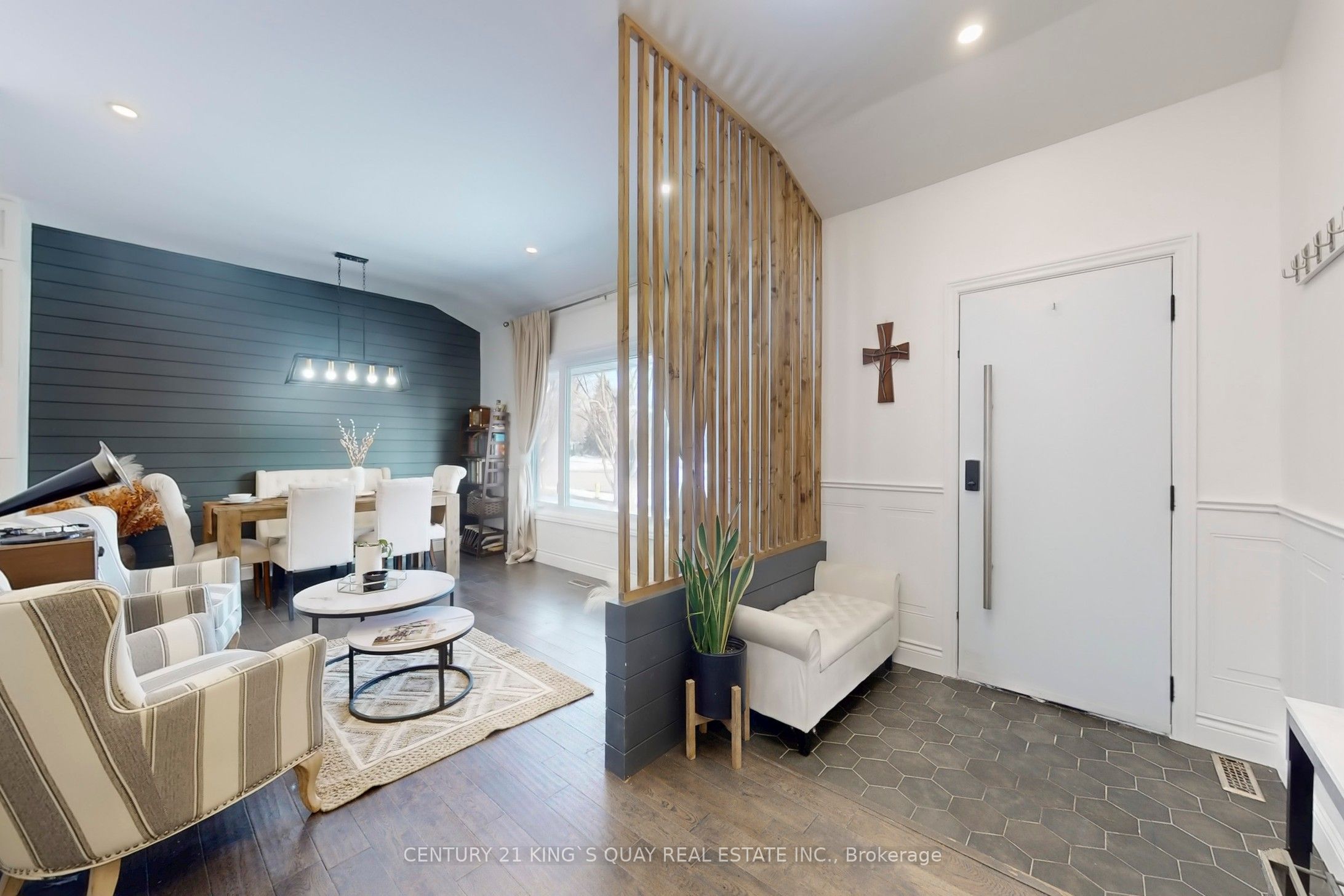 618 Sunset Boulevard