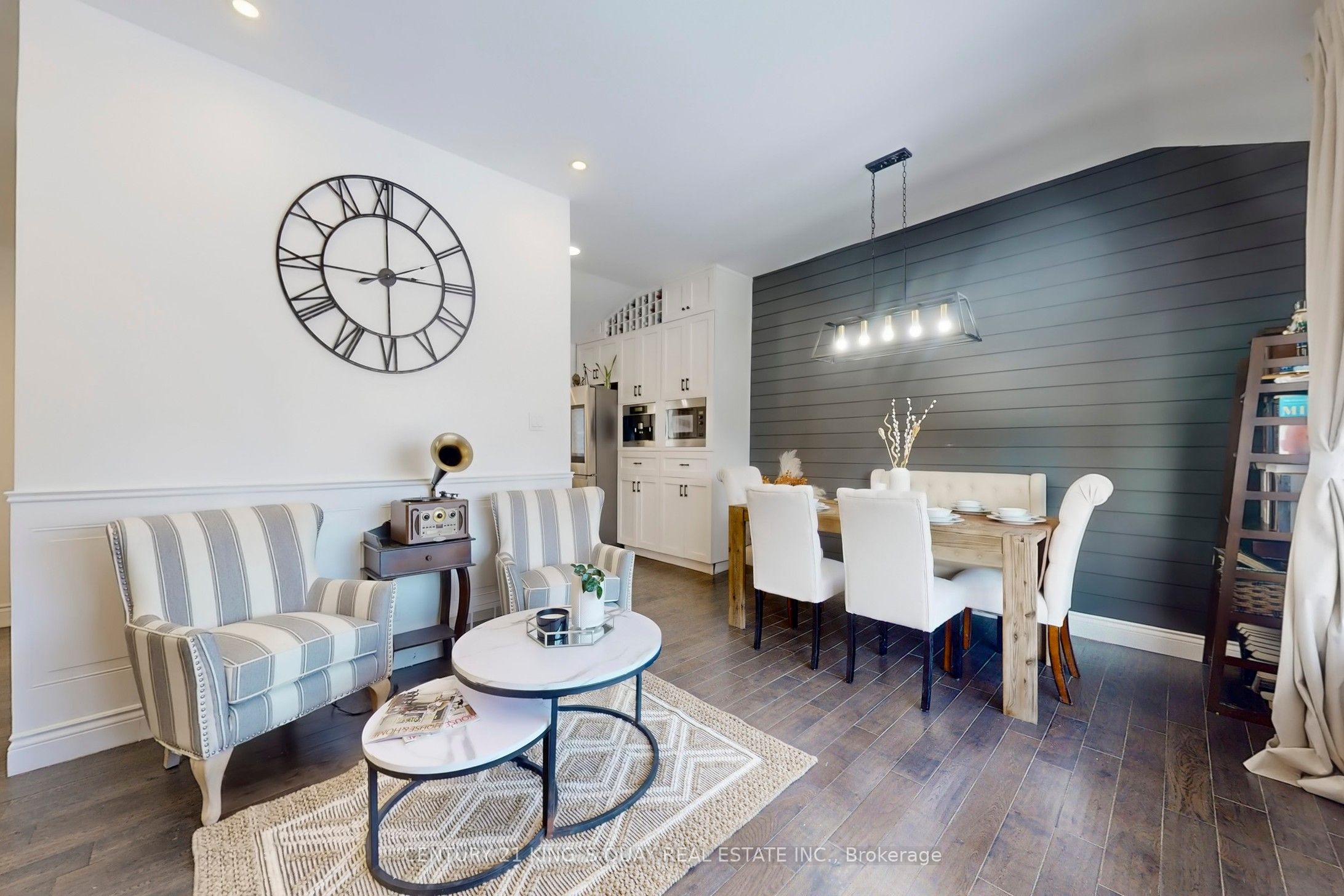 618 Sunset Boulevard