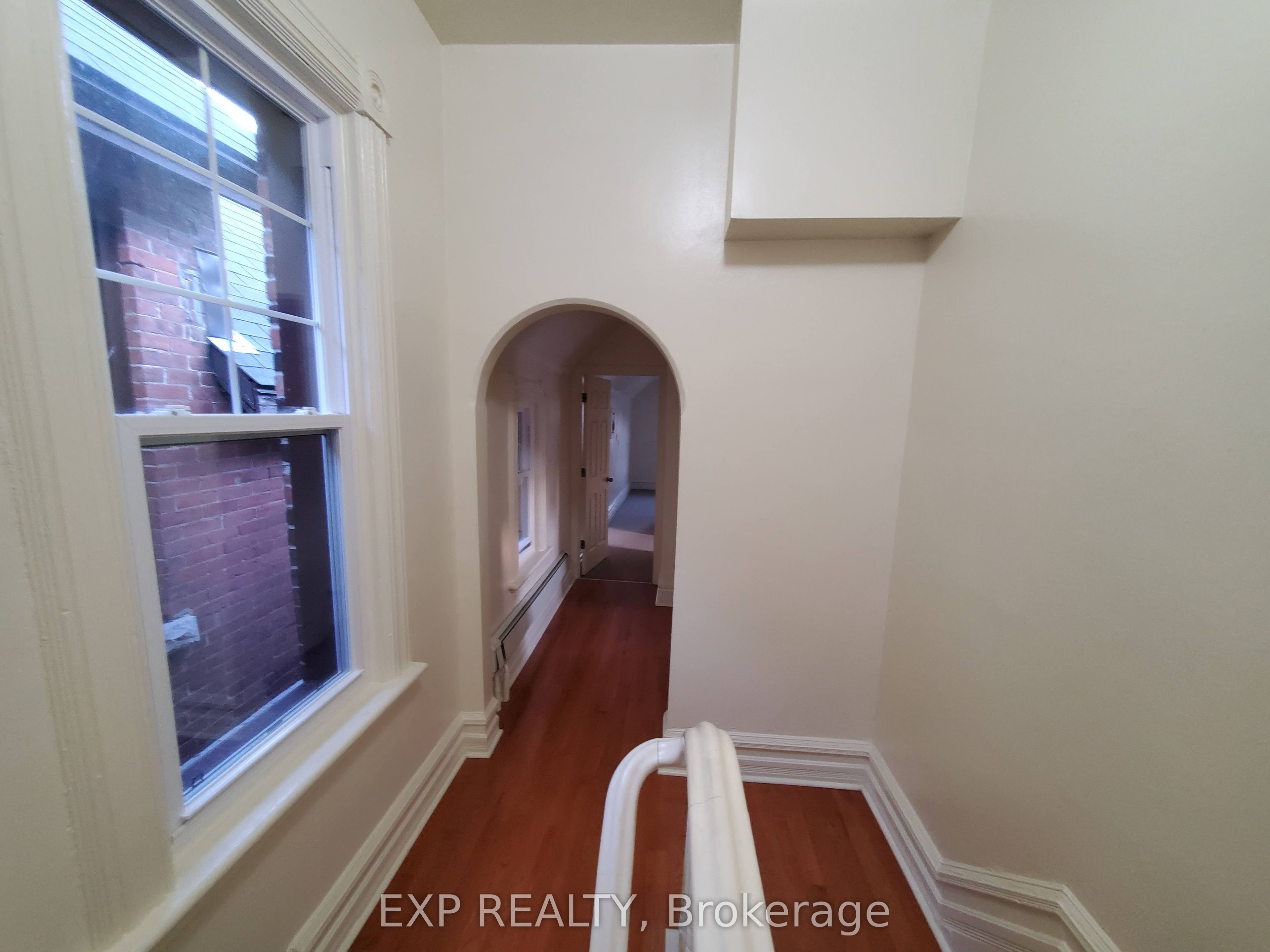 360 Gilmour Street