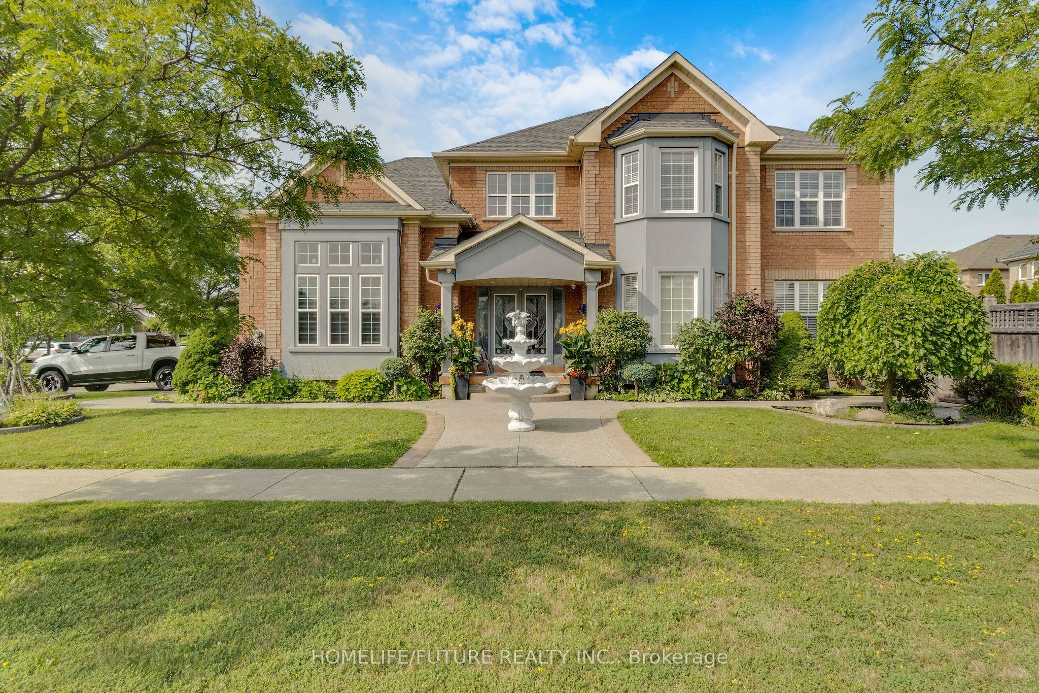 5351 Rose Ridge Crescent