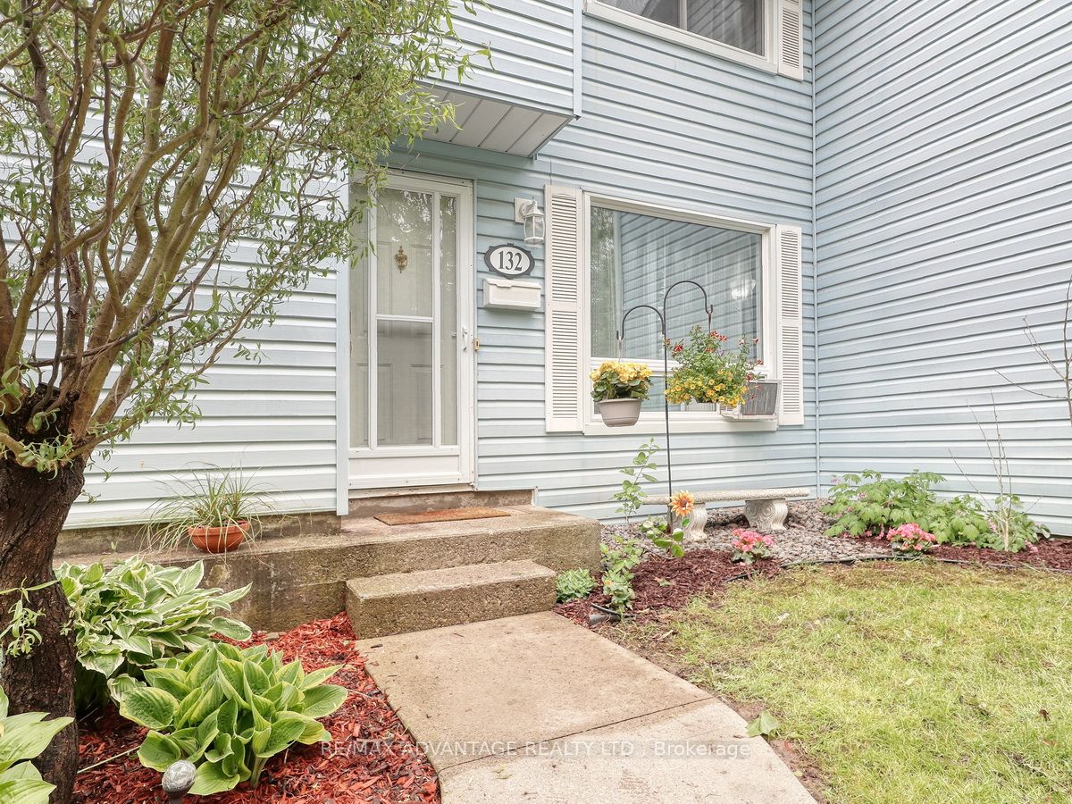 132 Monmore Road