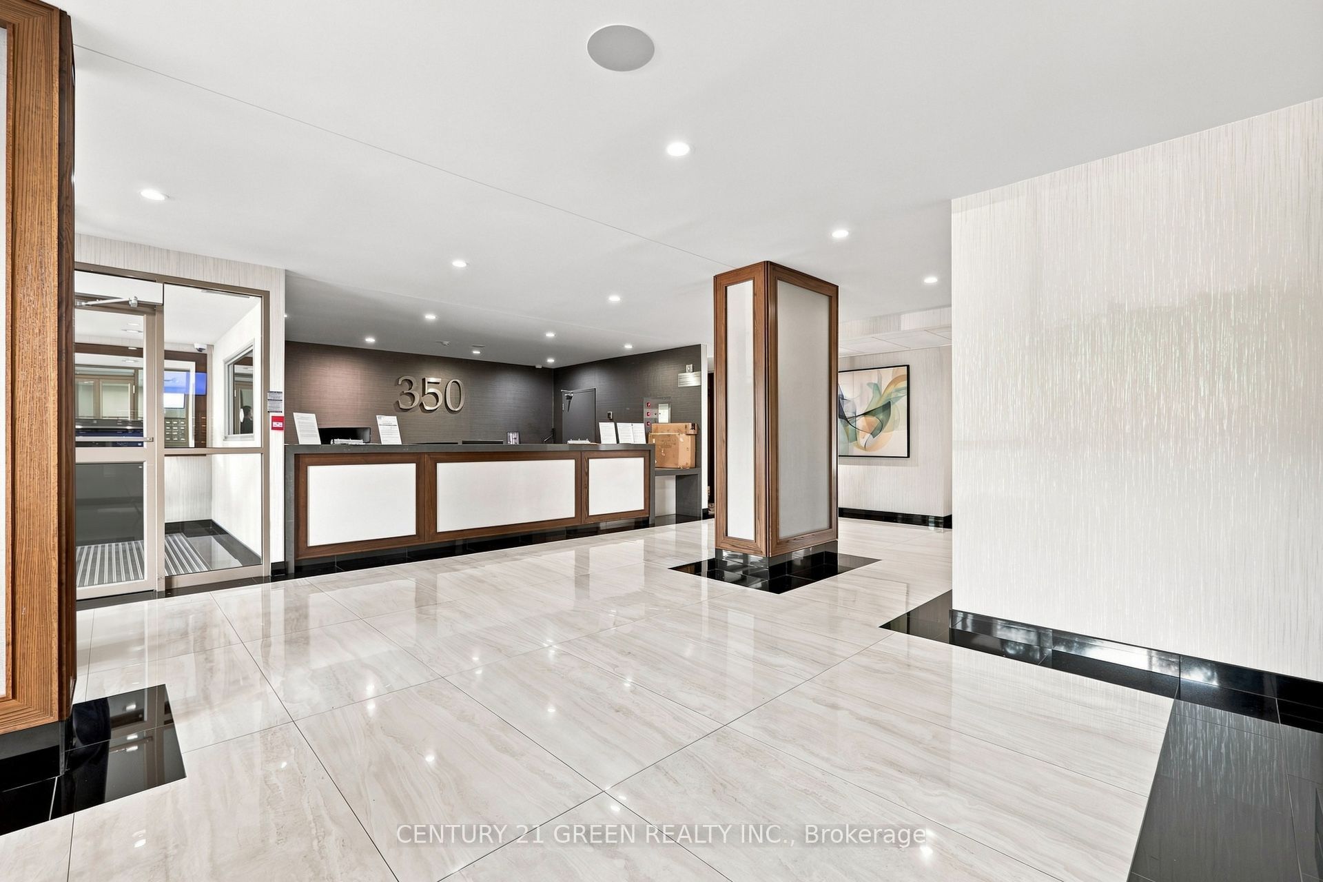 350 Rathburn Road W 1405