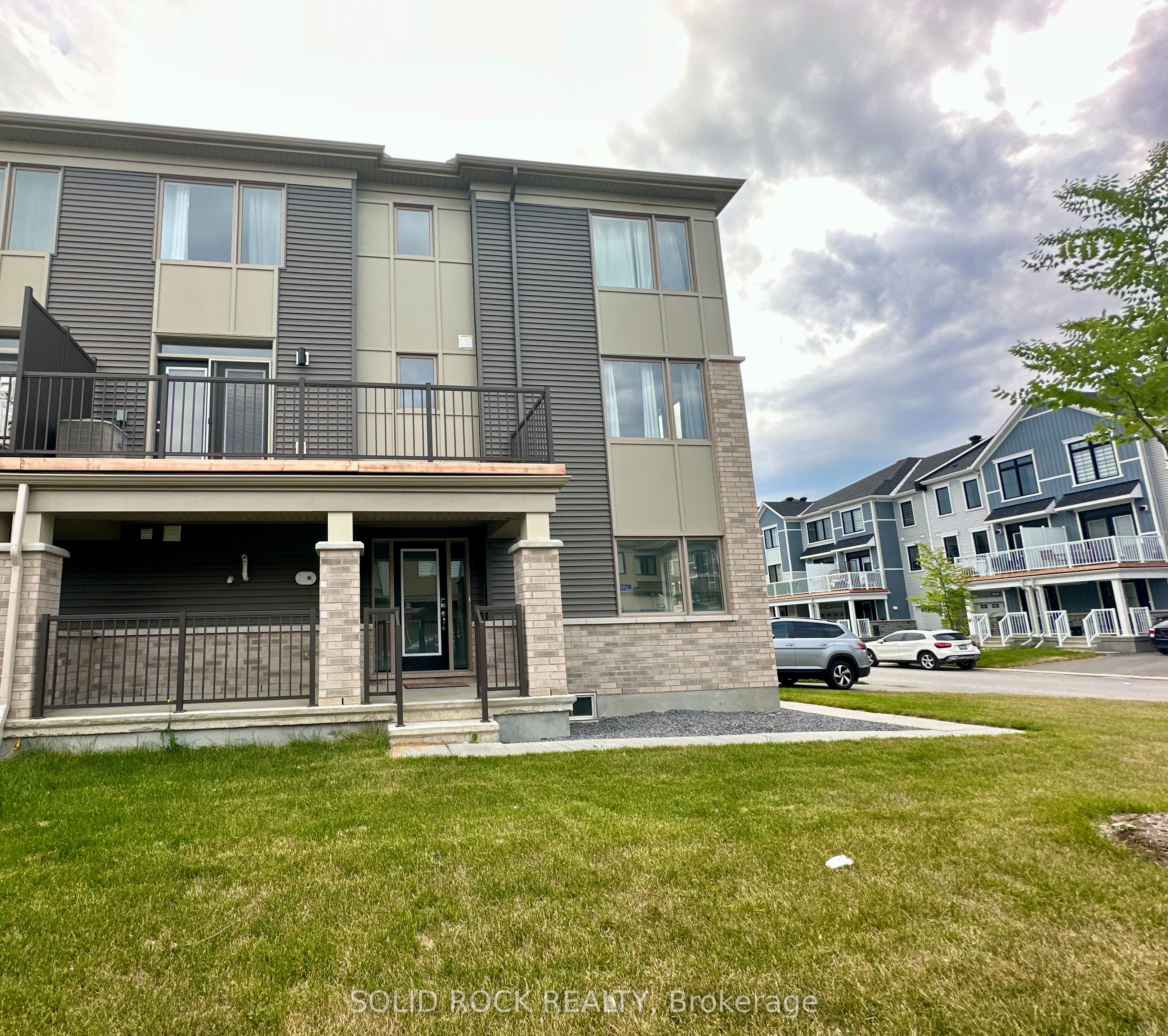 21 Stitch Mews Street