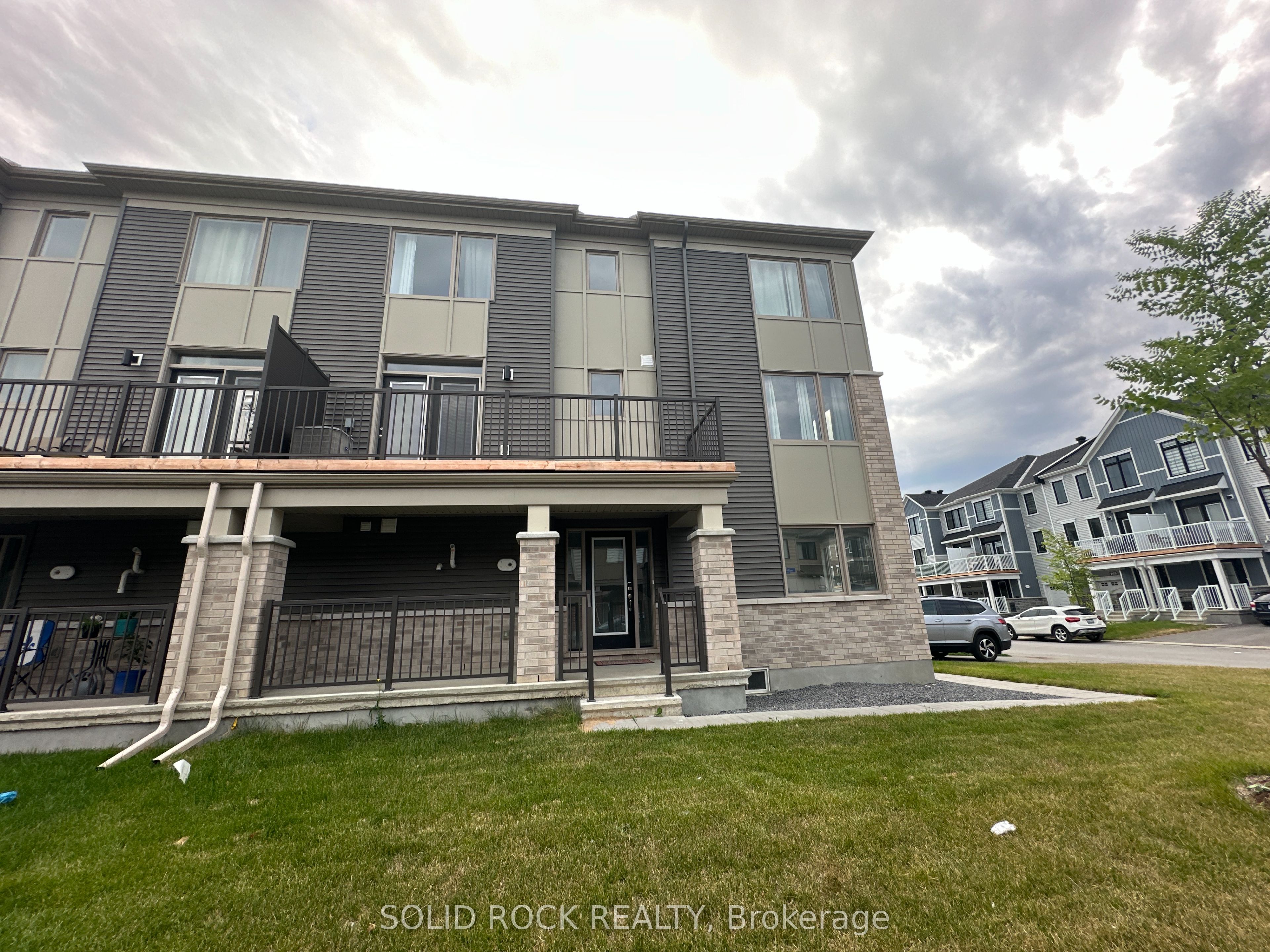 21 Stitch Mews Street
