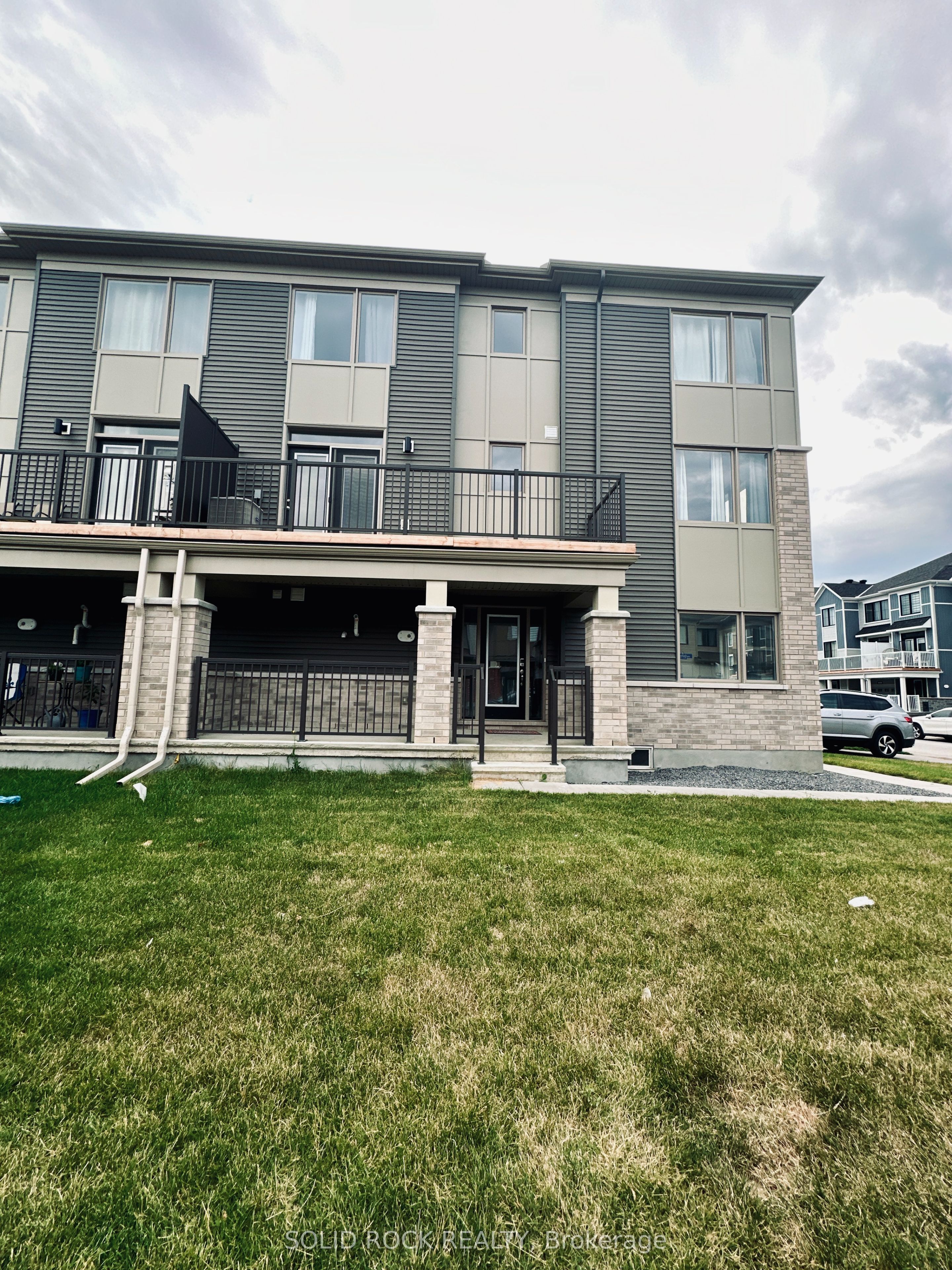 21 Stitch Mews Street