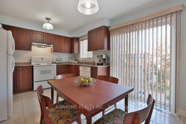 390 Grovehill Road