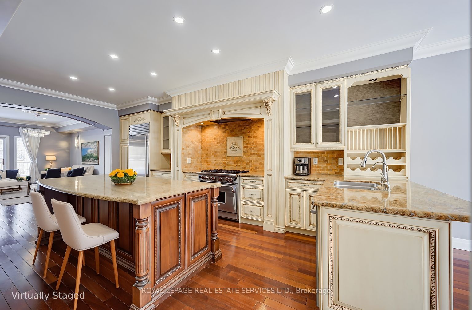 115 St Lawrence Drive