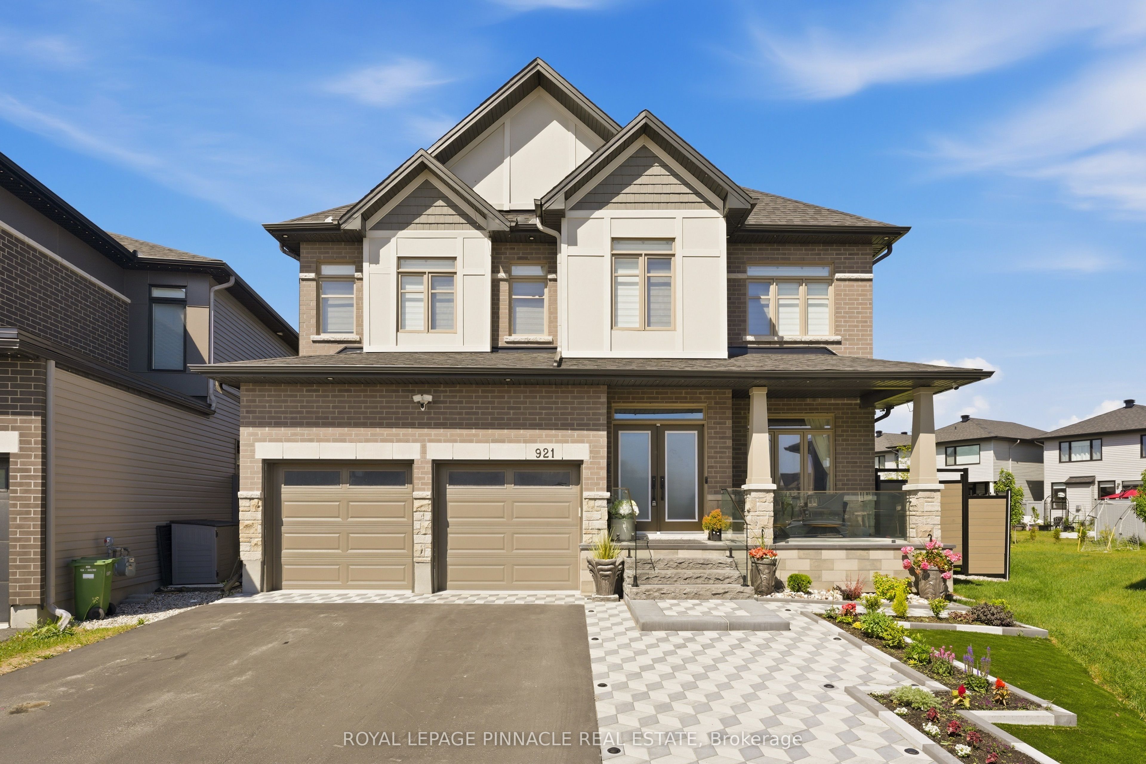 921 Beckton Heights