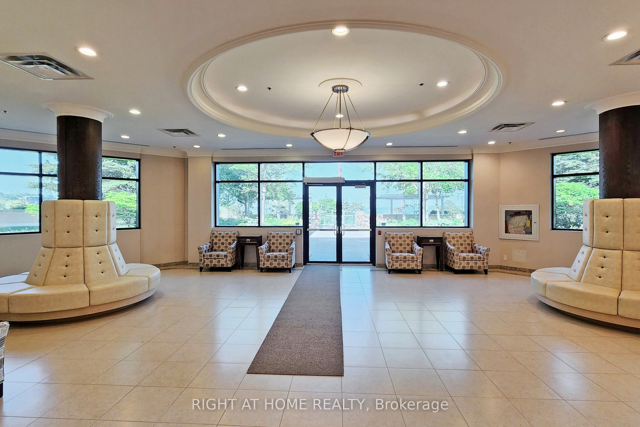 37 Ellen Street PH06