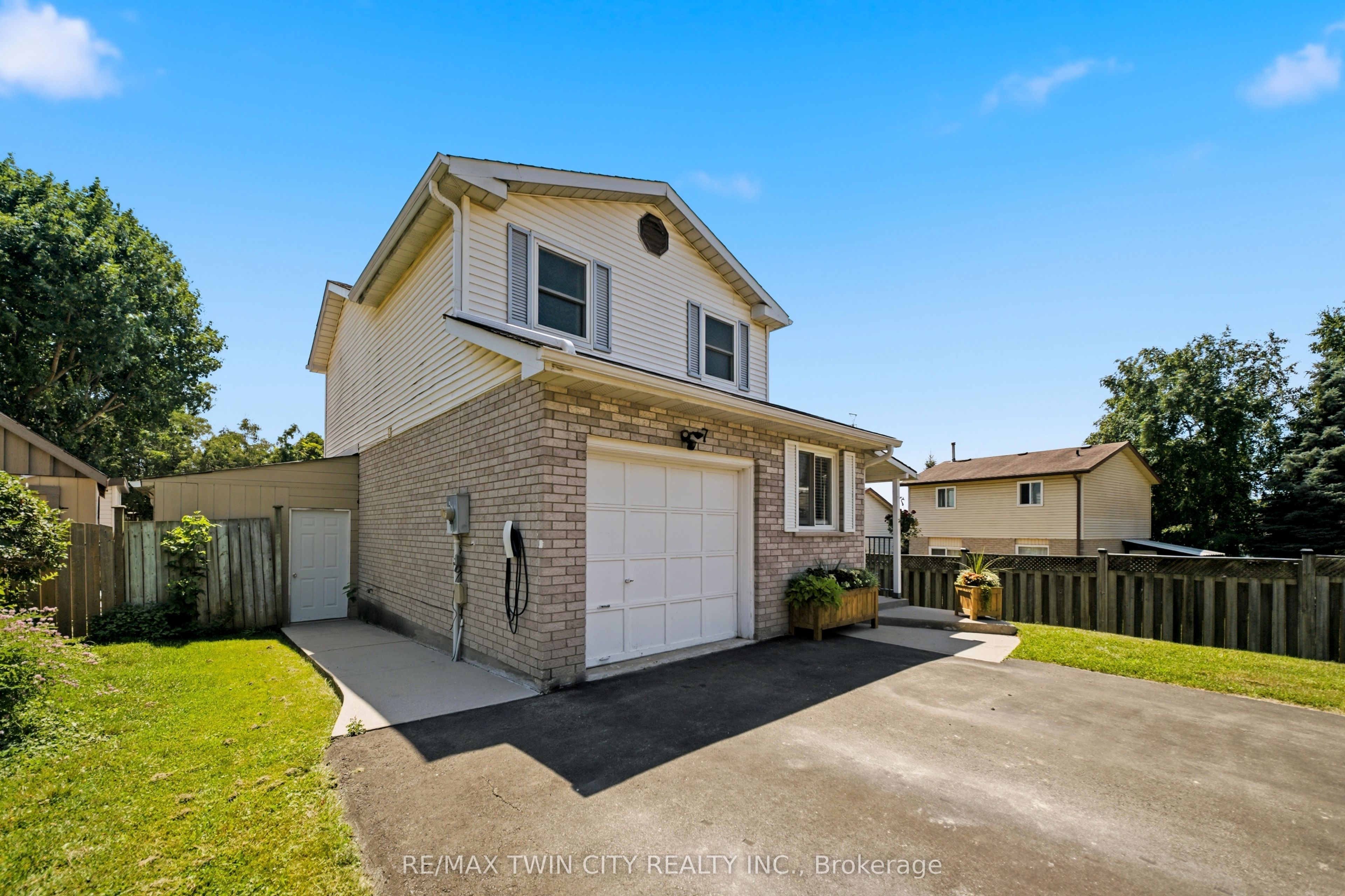 7 Glendan Court