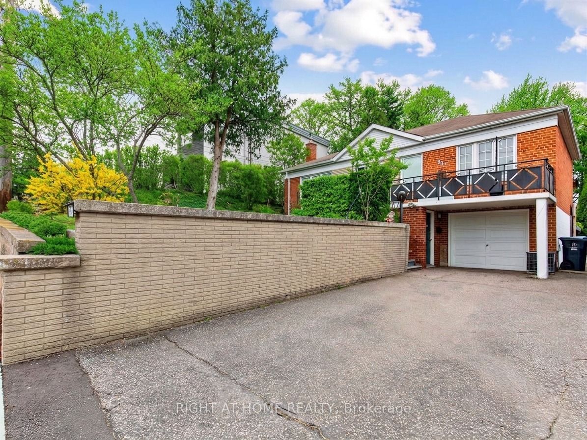 85 Flamborough Drive