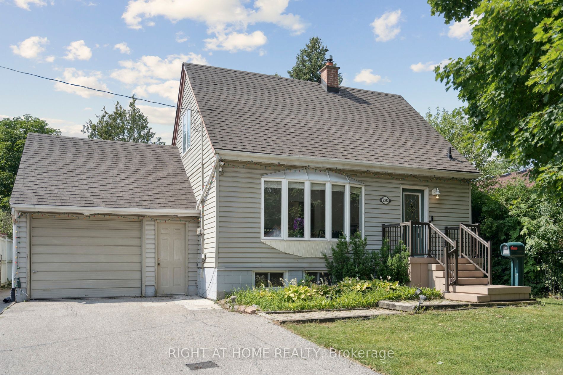 2343 Mountainside Drive