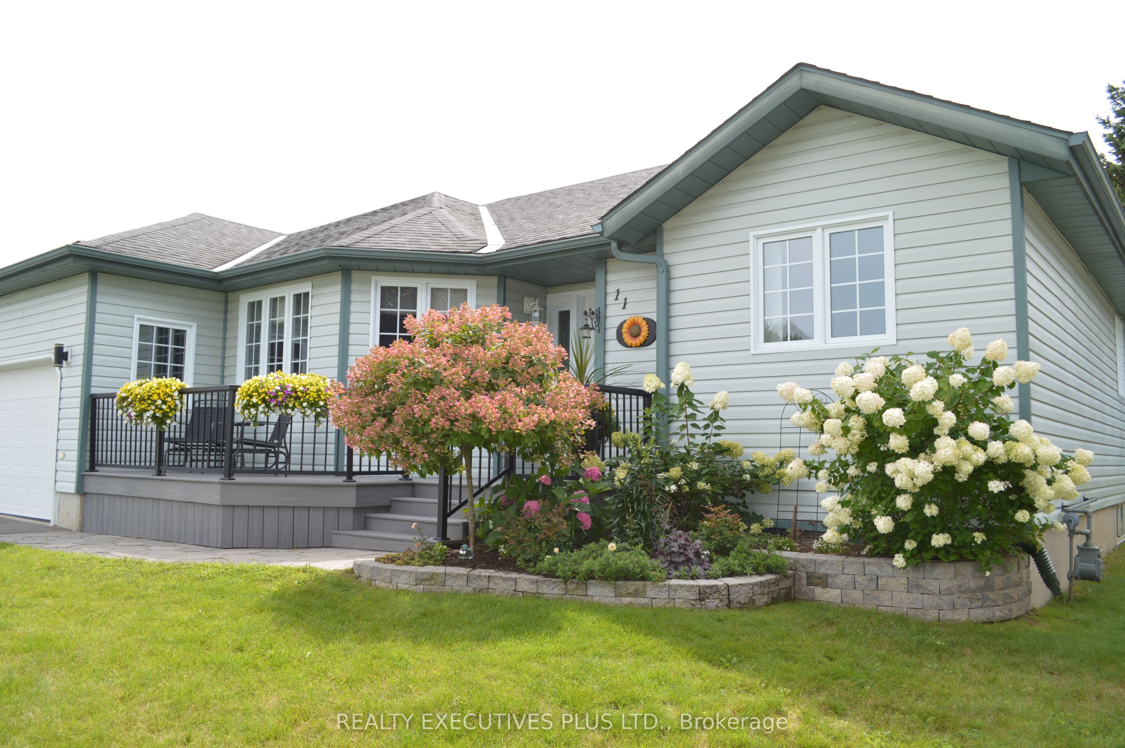 11 Grove Street
