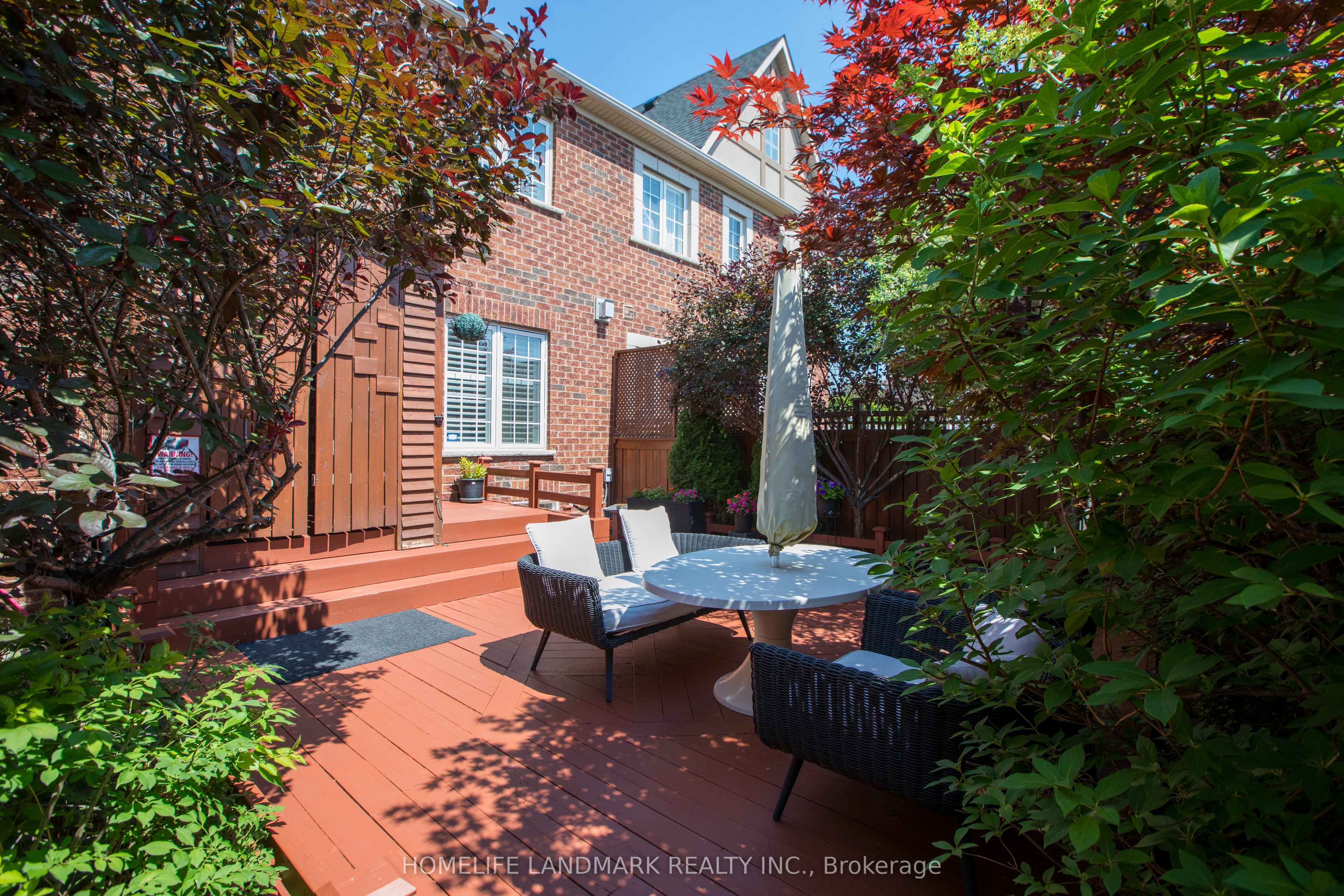 3432 Eglinton Avenue W