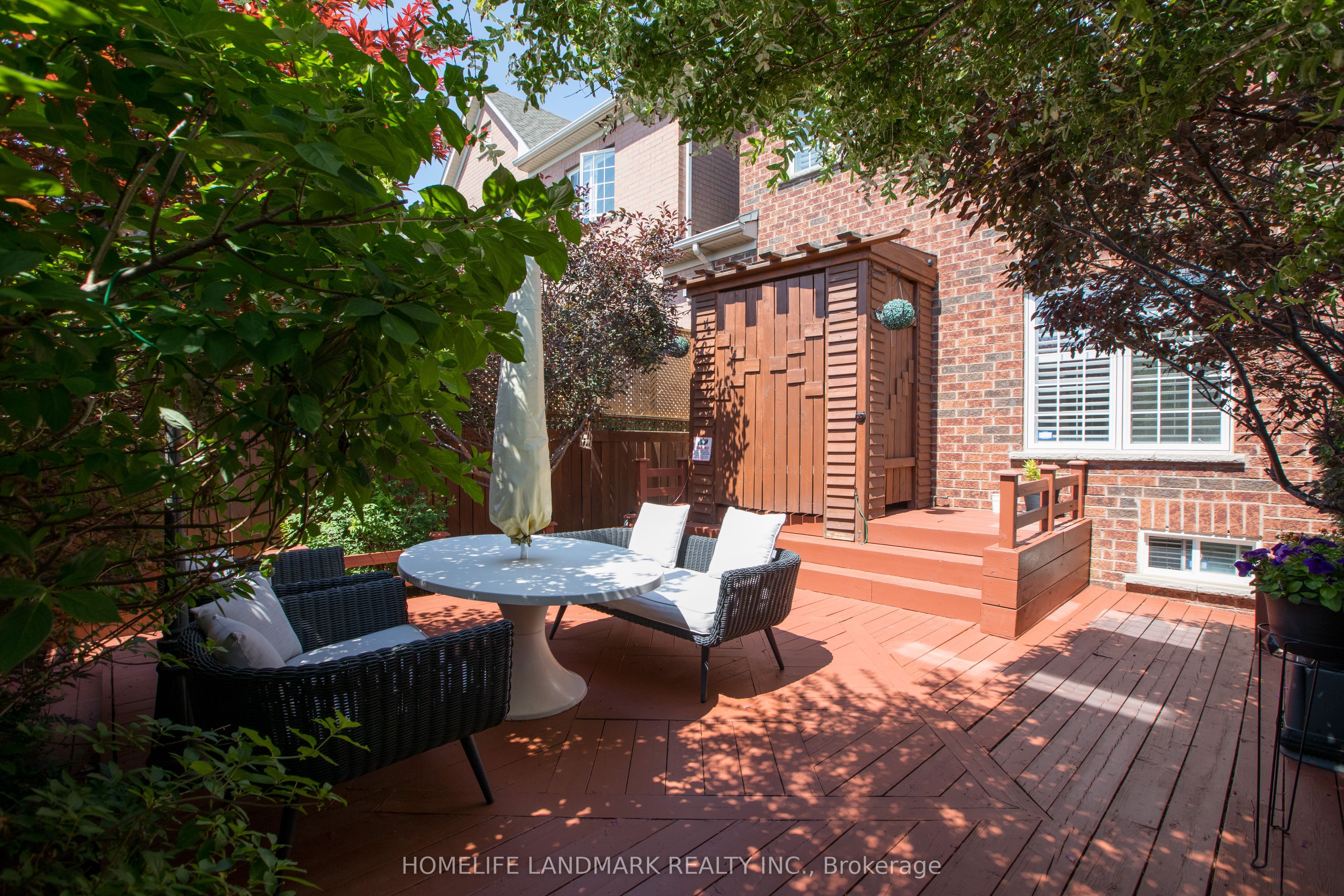 3432 Eglinton Avenue W