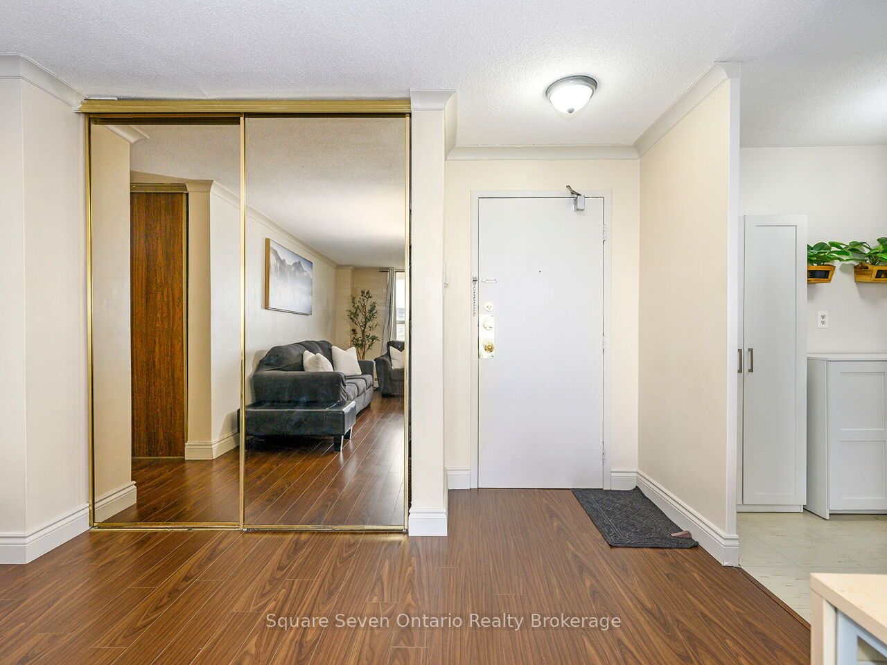 3120 Kirwin Avenue 1109