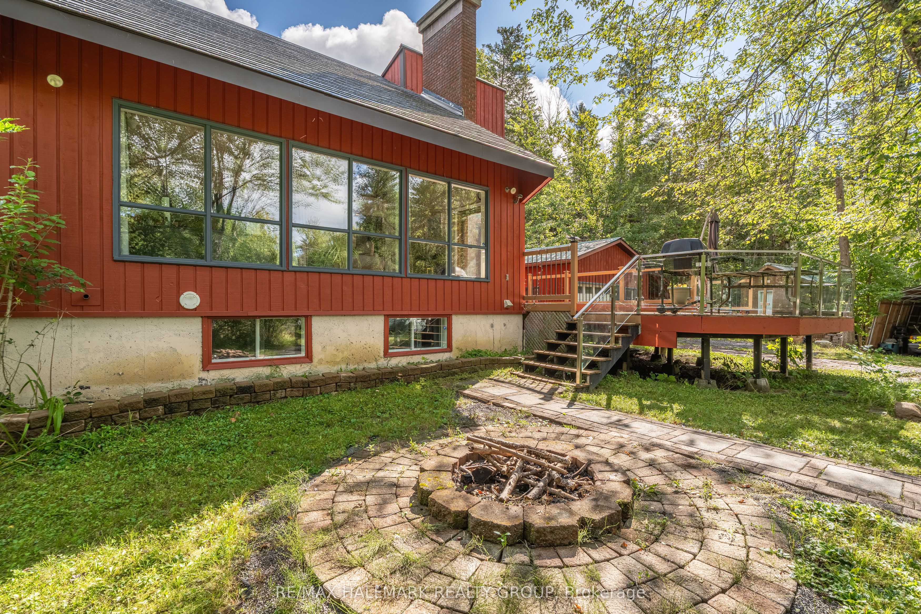 201 Moorhead Drive