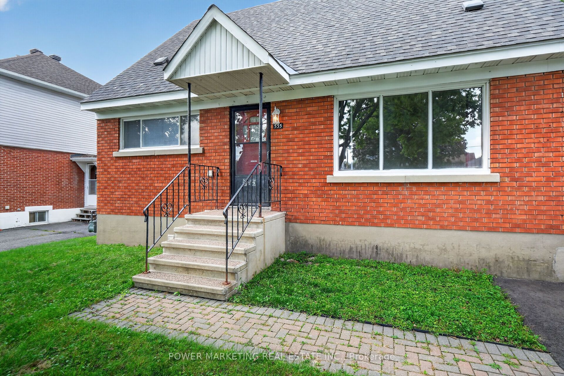 535 Dunbrack Street