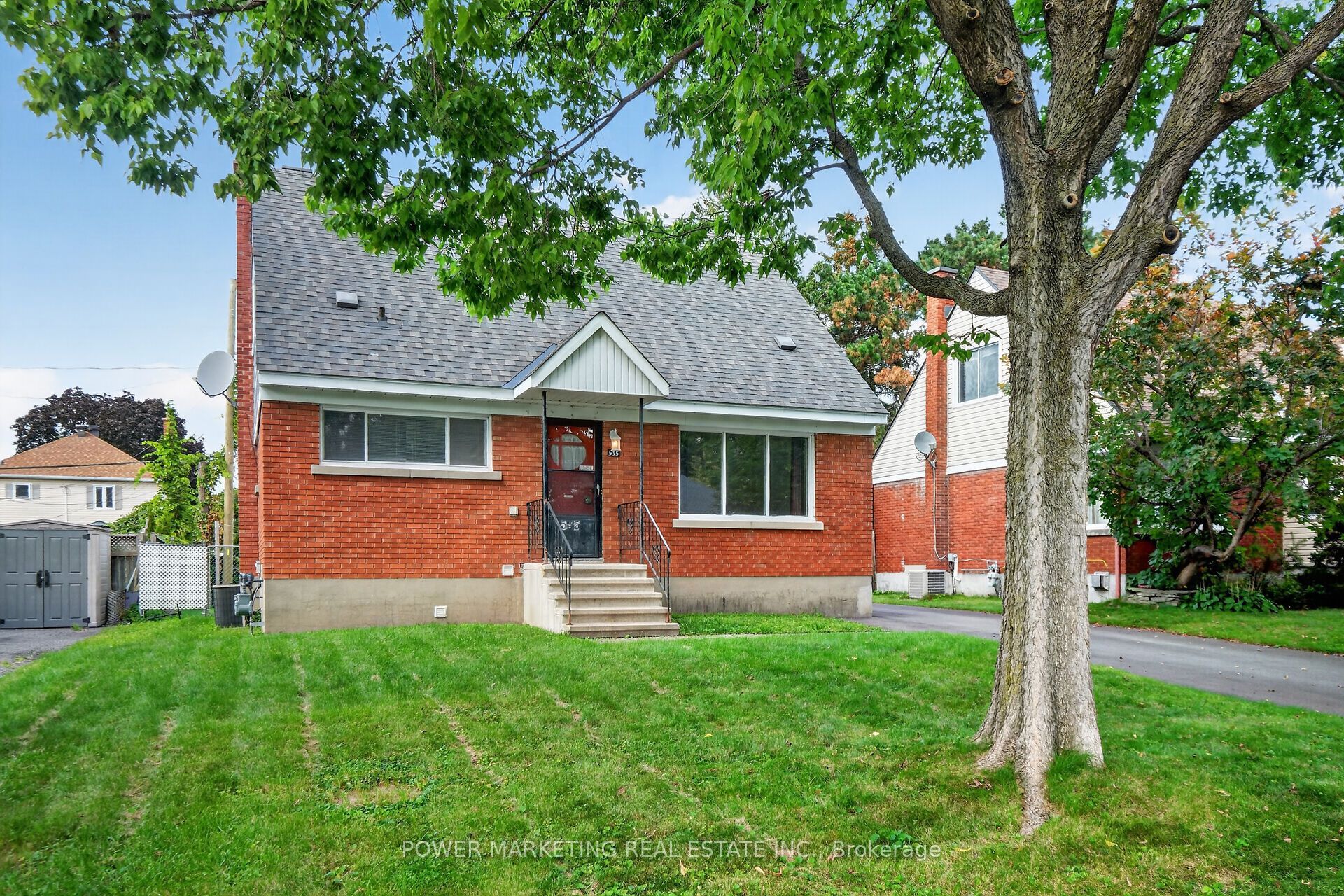 535 Dunbrack Street