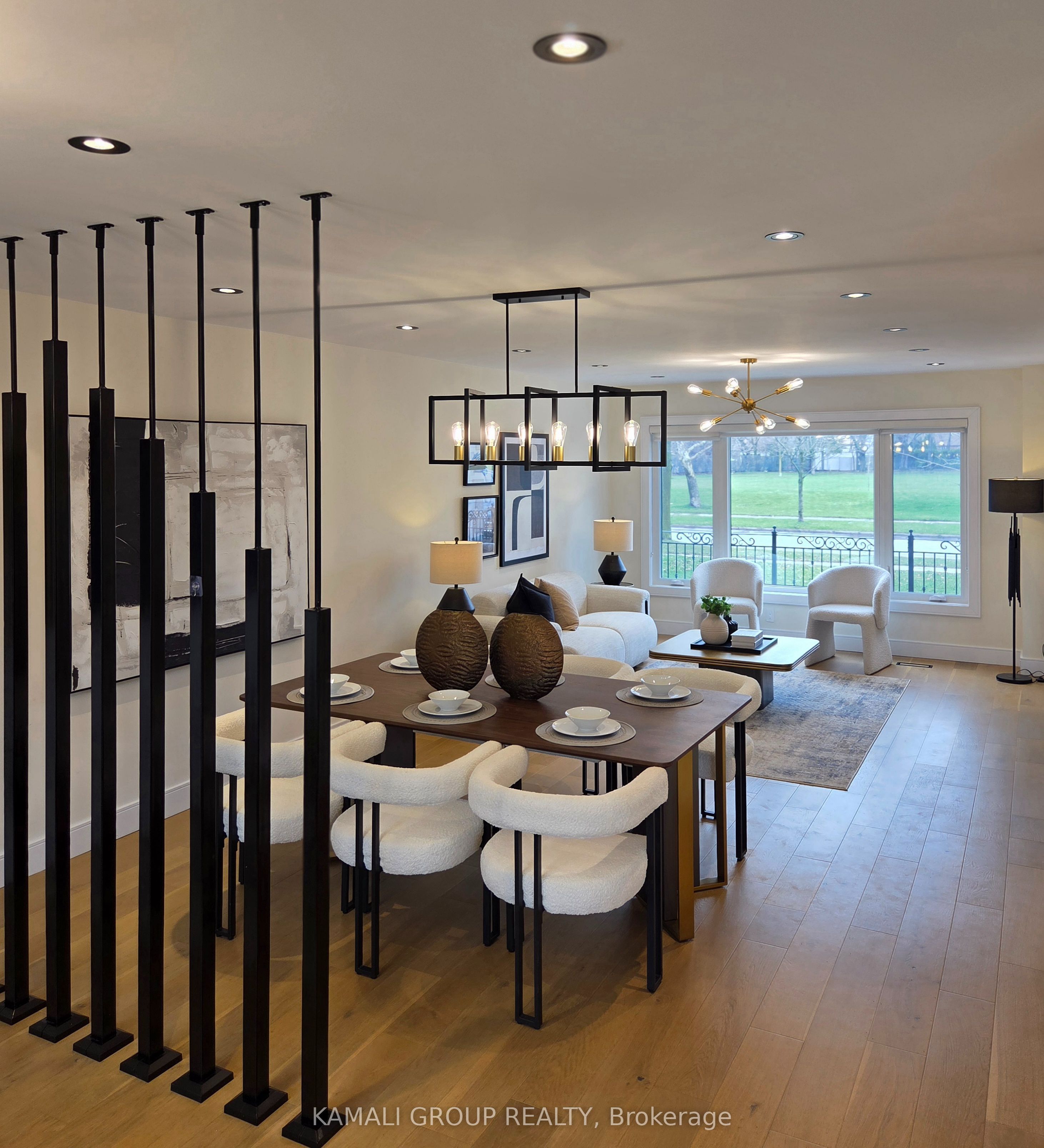 169 Charlton Boulevard