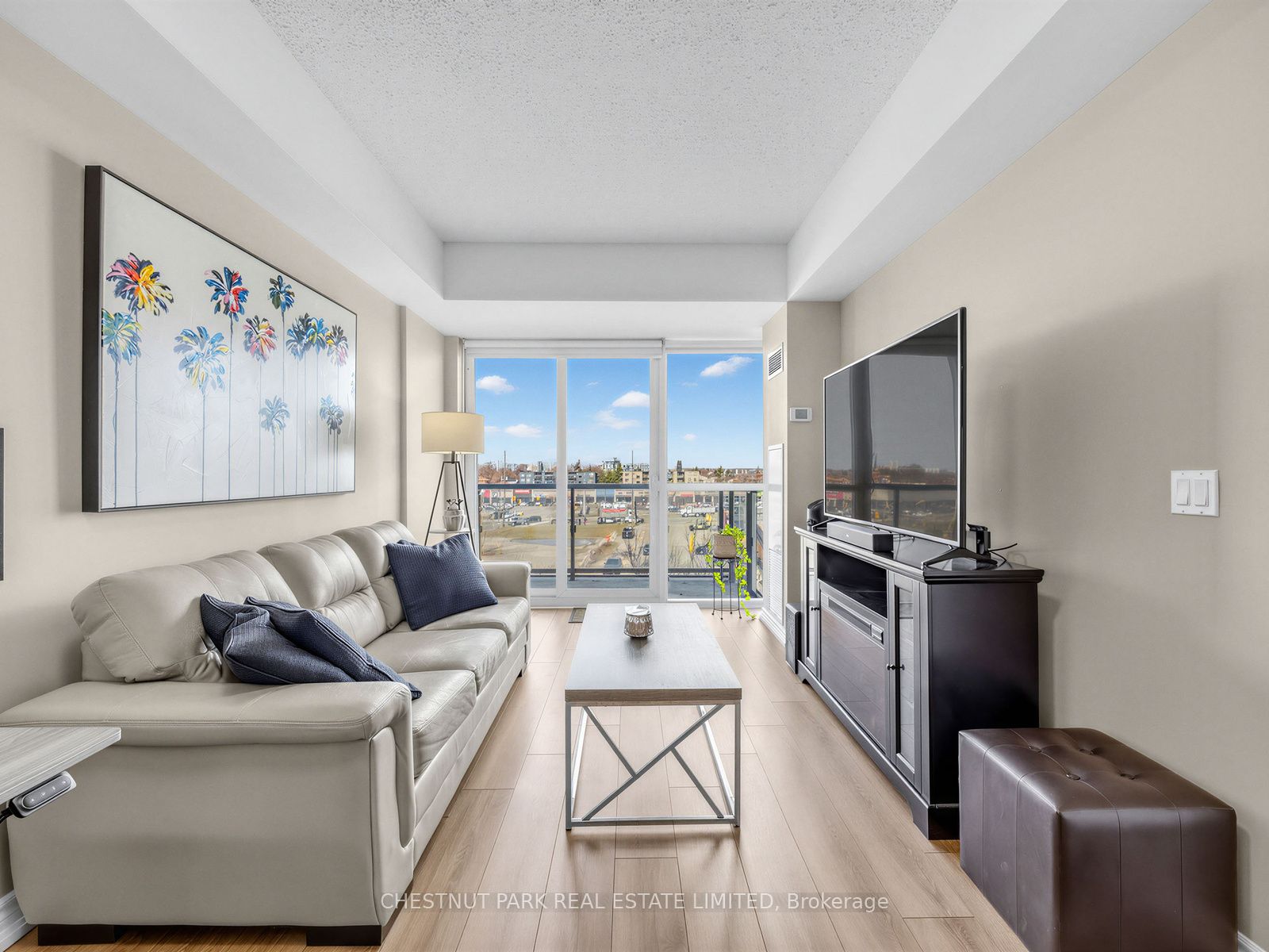 15 James Finlay Way 613