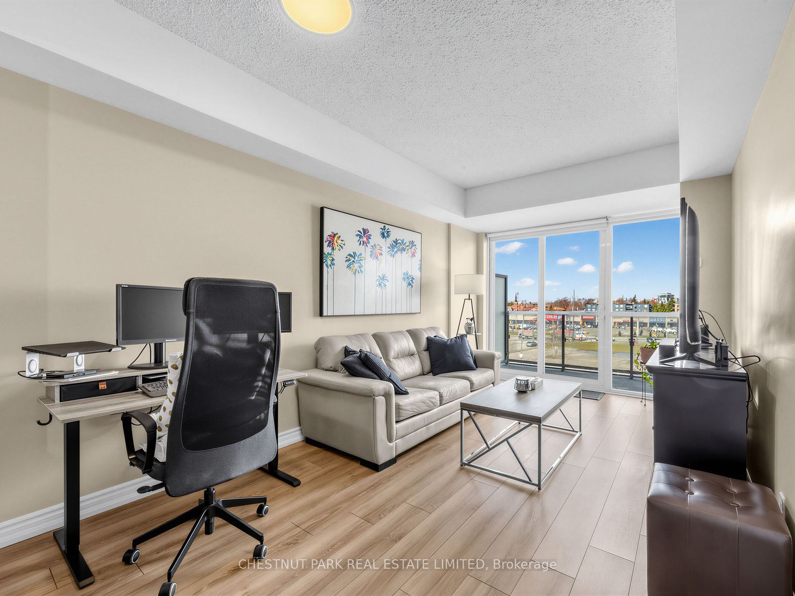 15 James Finlay Way 613