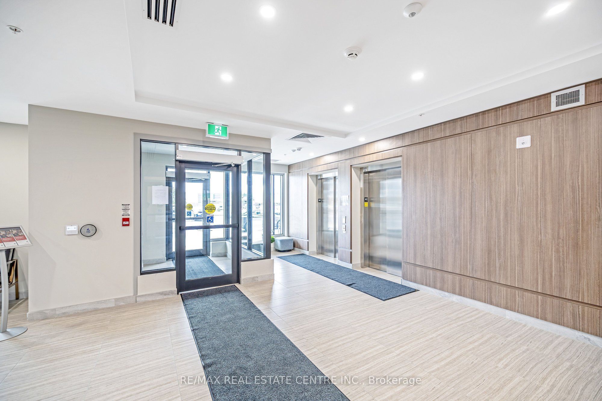 1000 Lackner Place 106