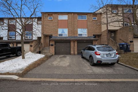 1221 Dundix Road 43 Mississauga ON L4Y 3Y9