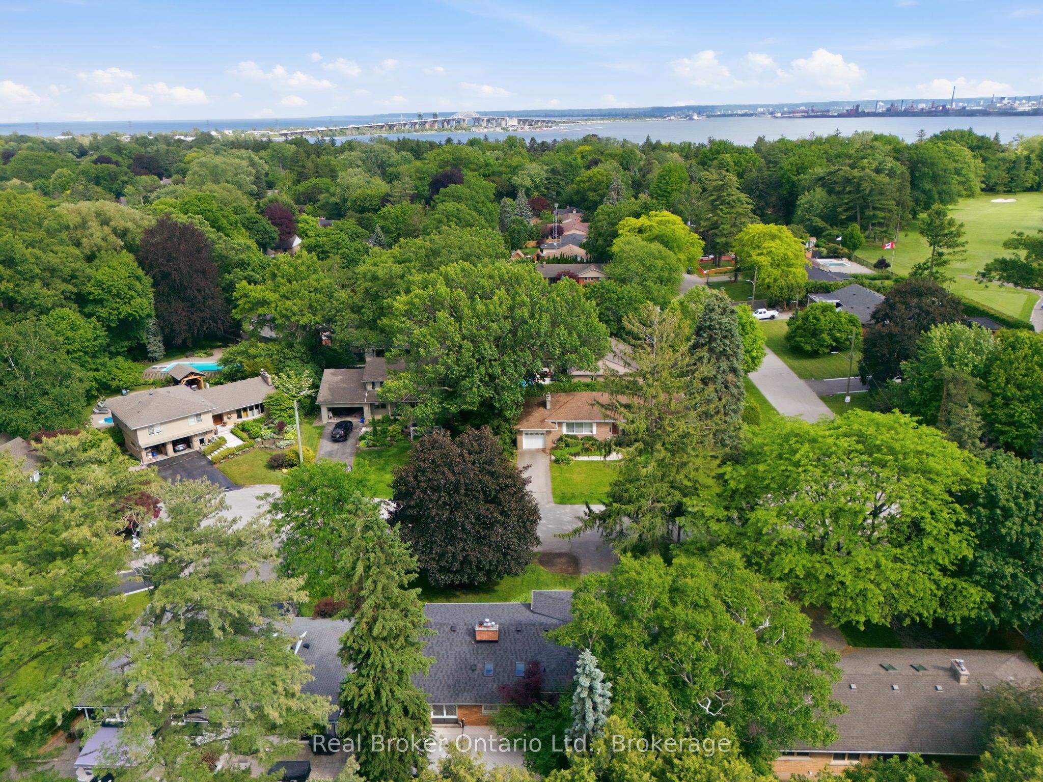 571 Leonard Court