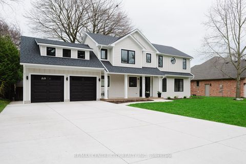 423 West Mile Road London North ON N6H 3M3