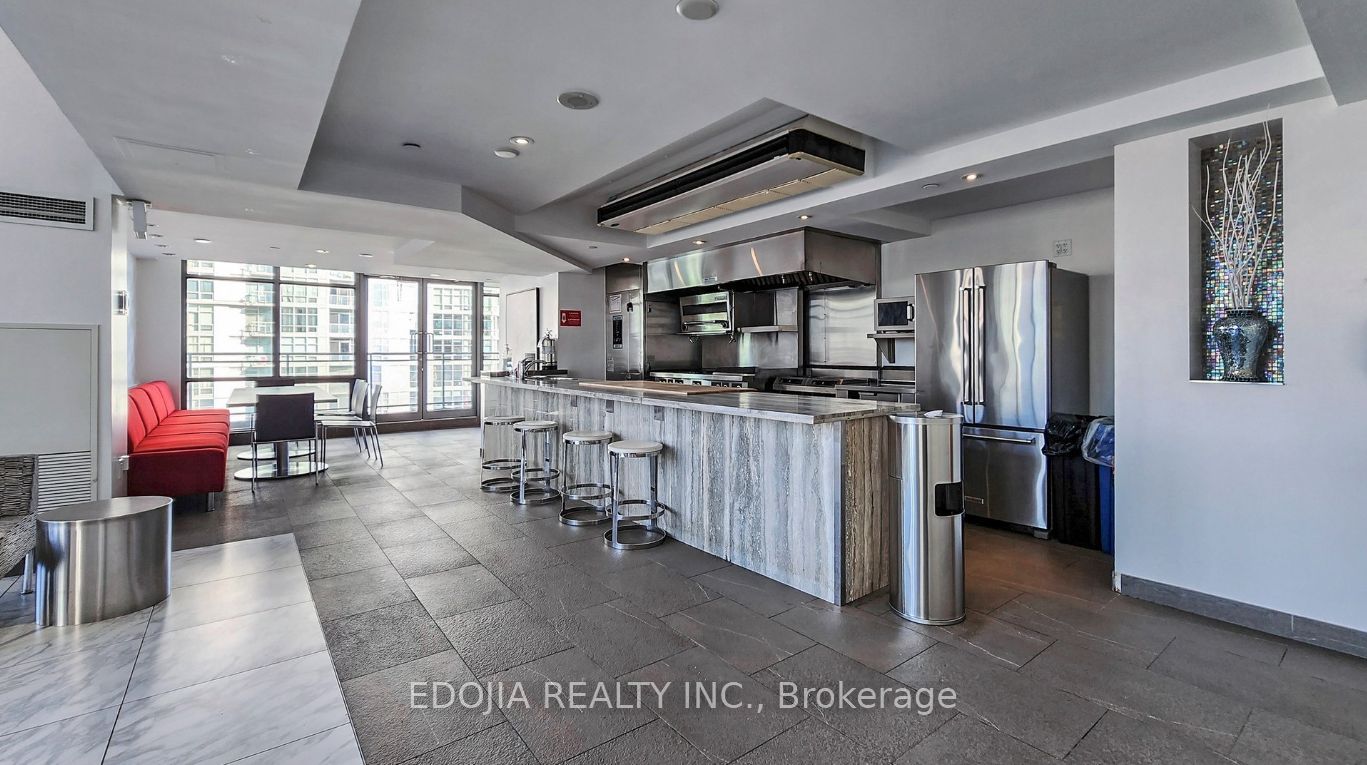 11 Brunel Court 3811