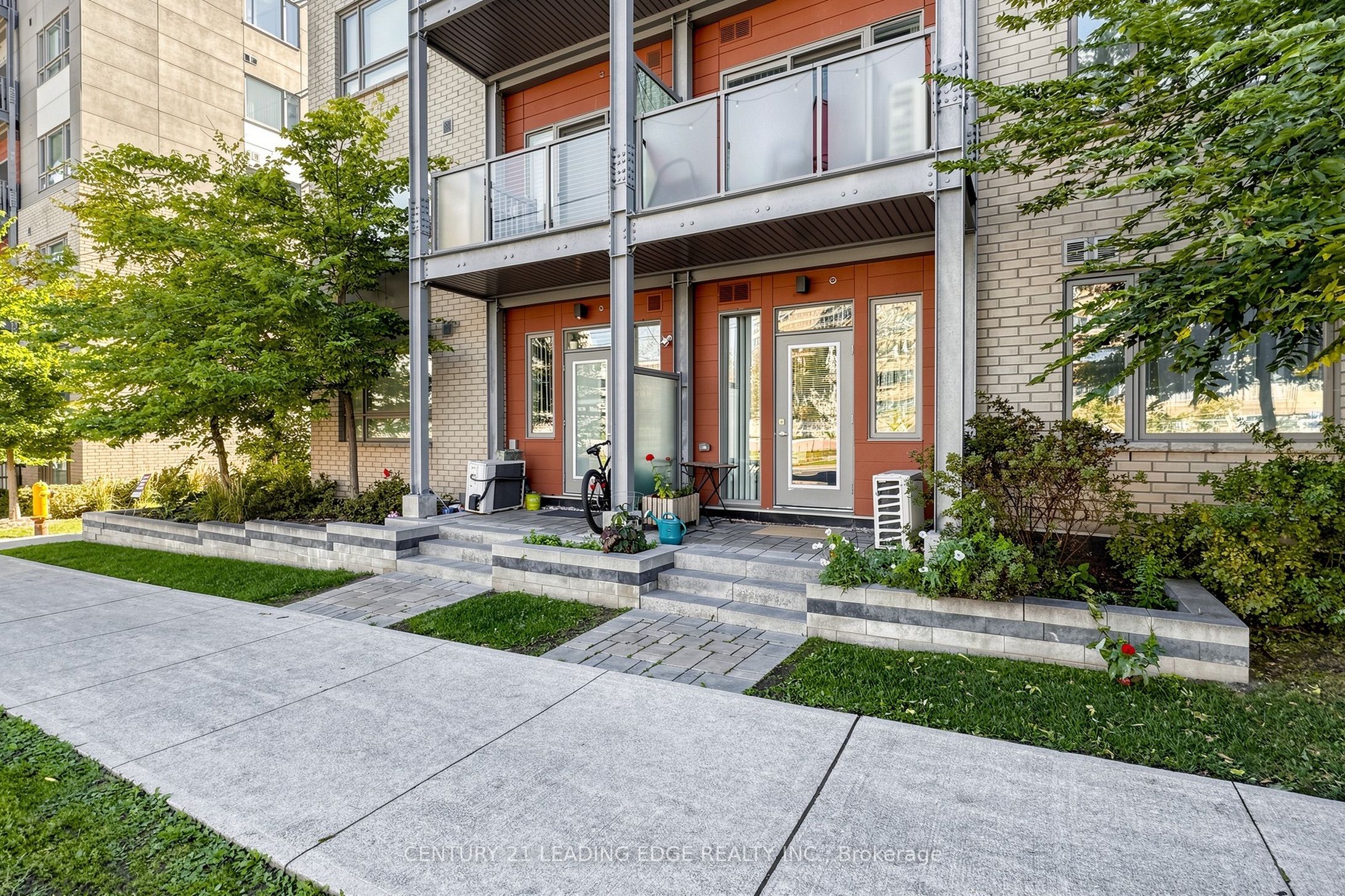 5131 Sheppard Avenue E 102