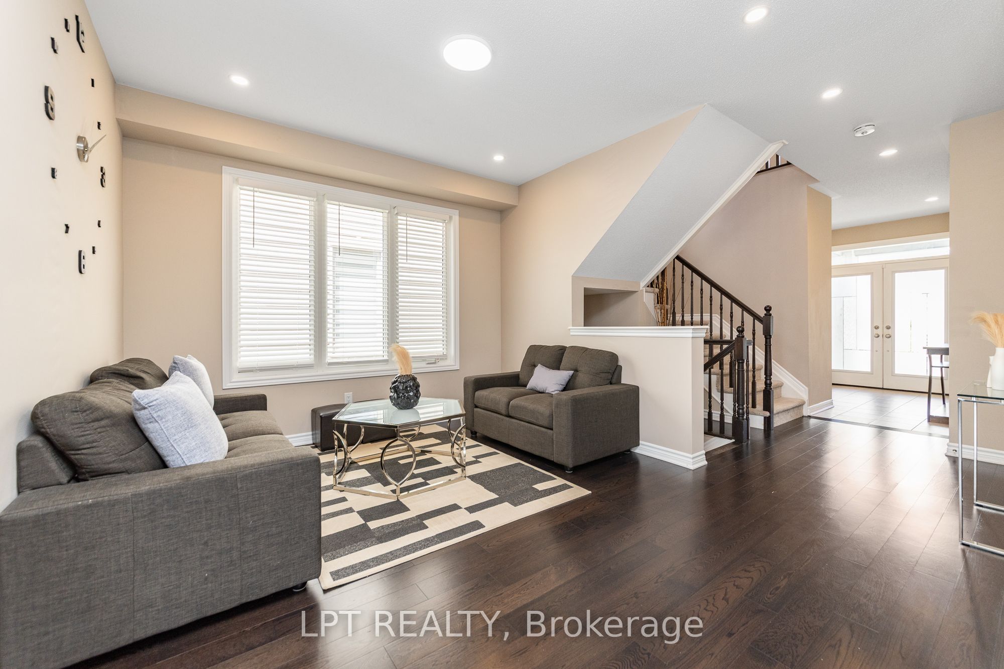 908 Pedigree Street
