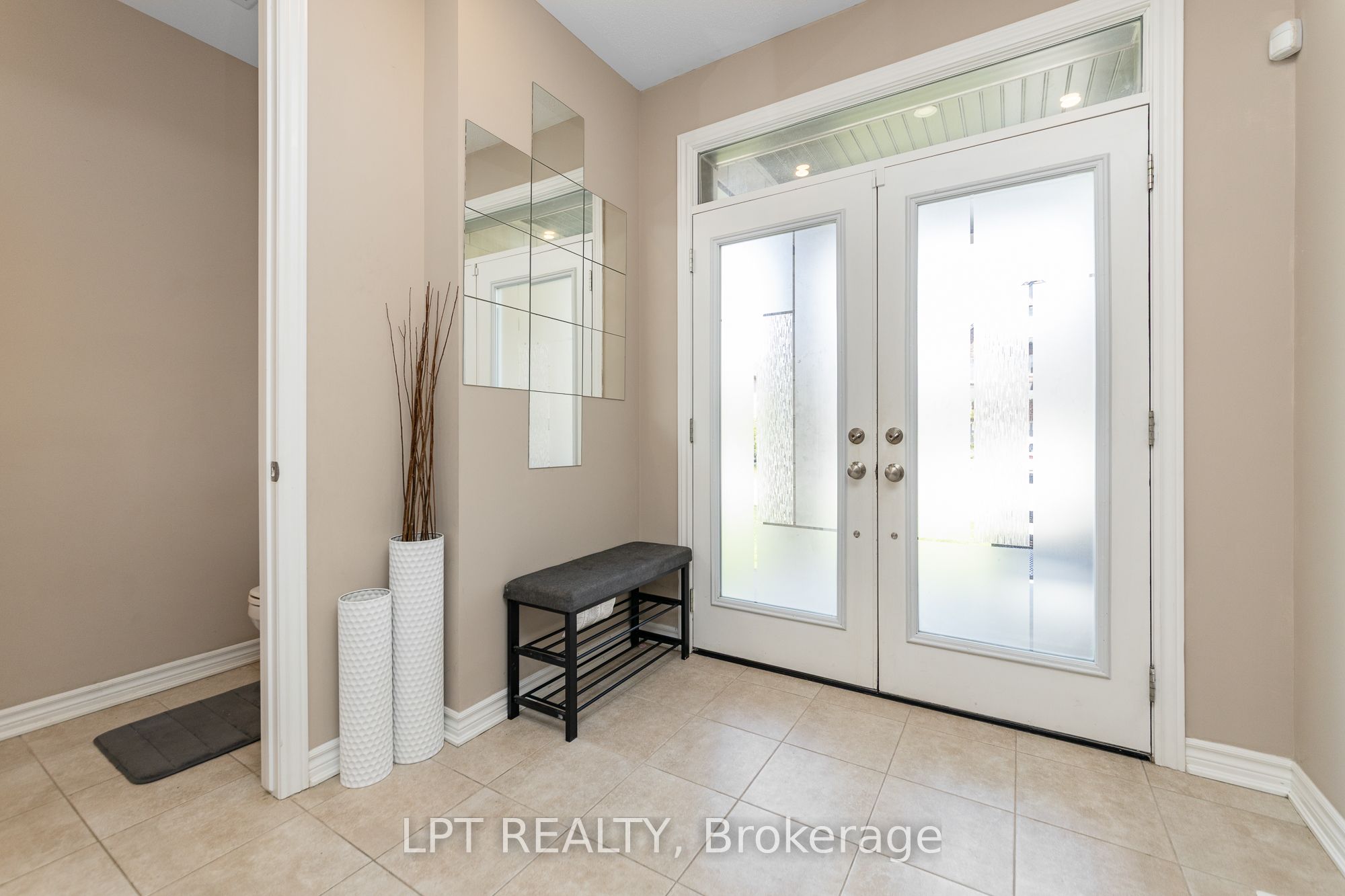 908 Pedigree Street