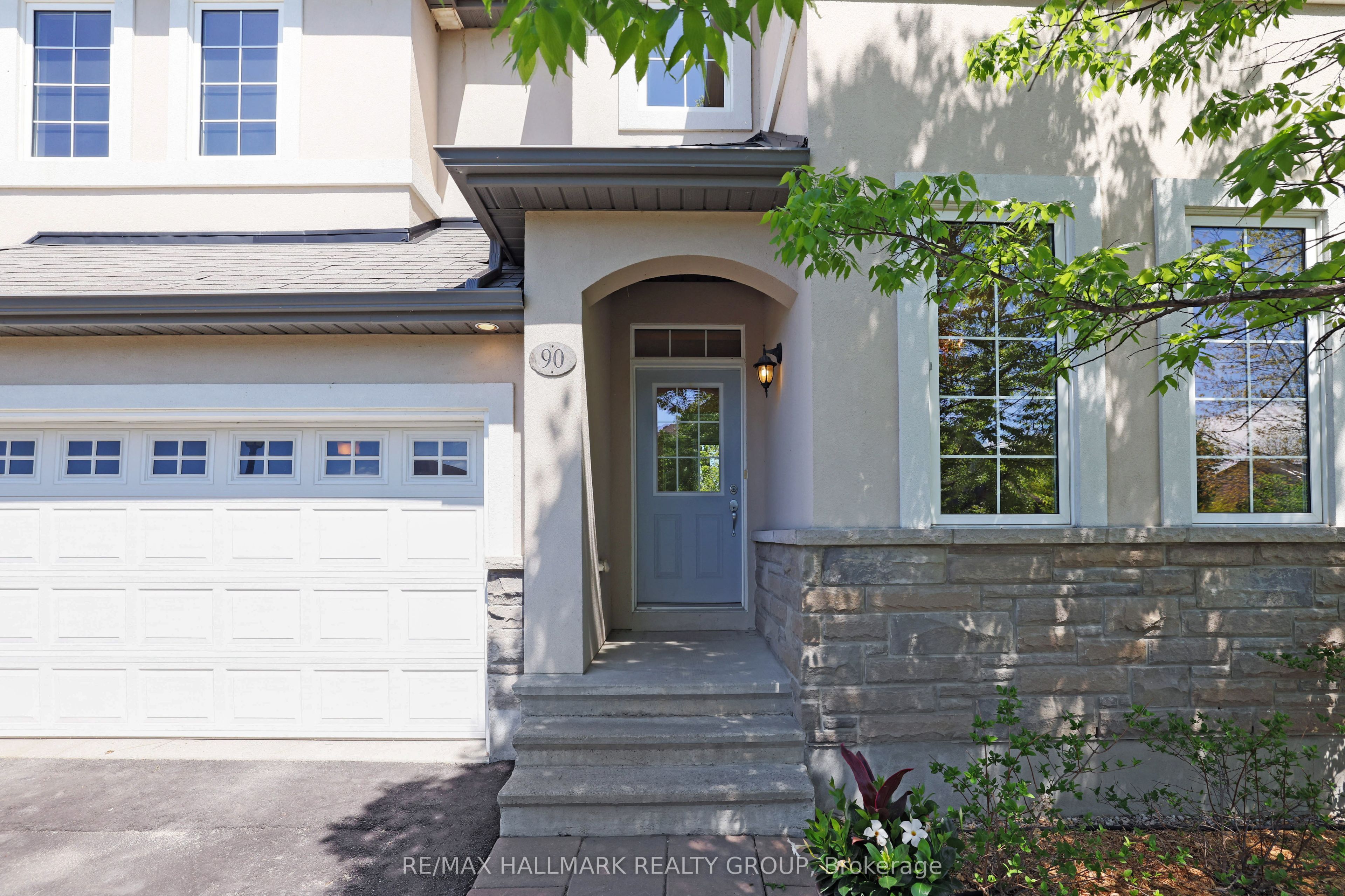 90 Stonewater Bay N/A