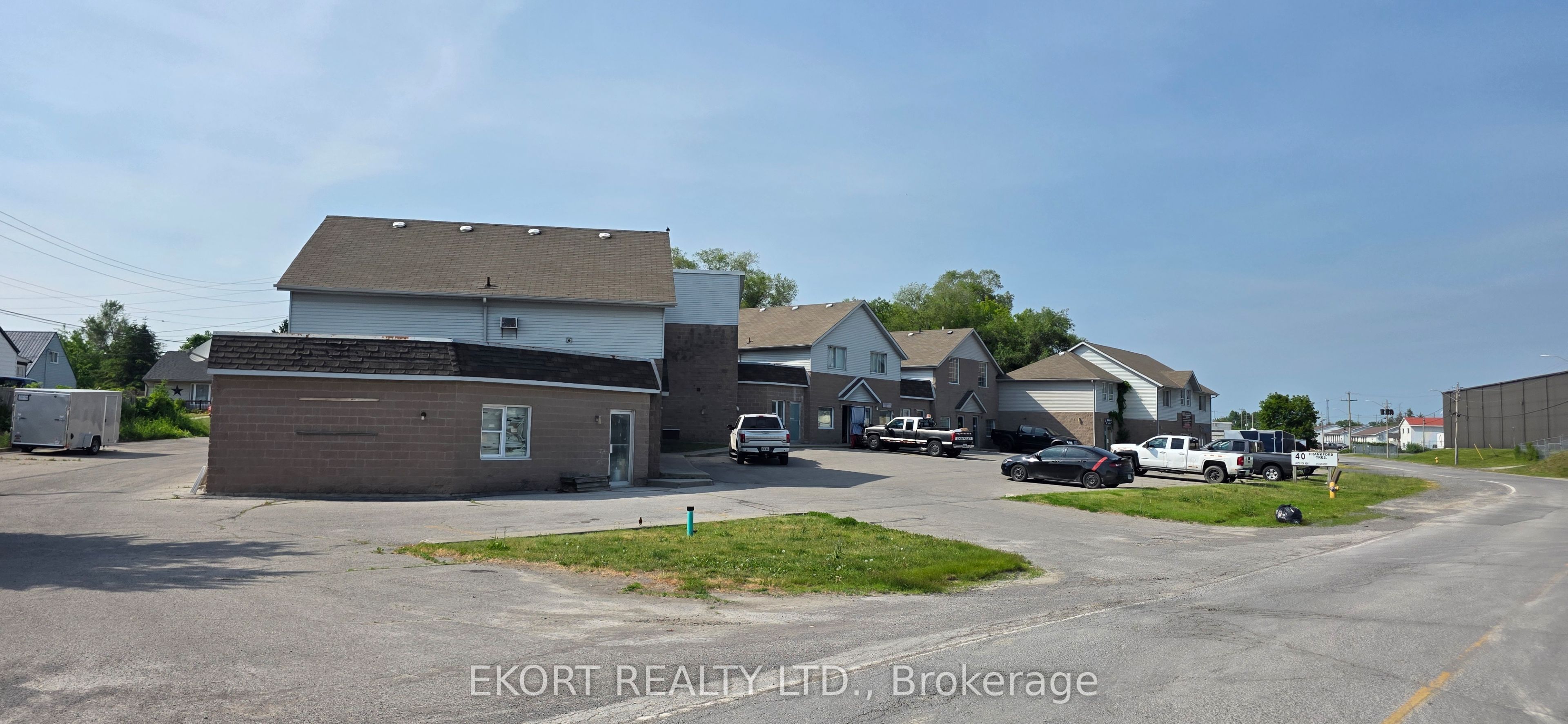40 Frankford Crescent