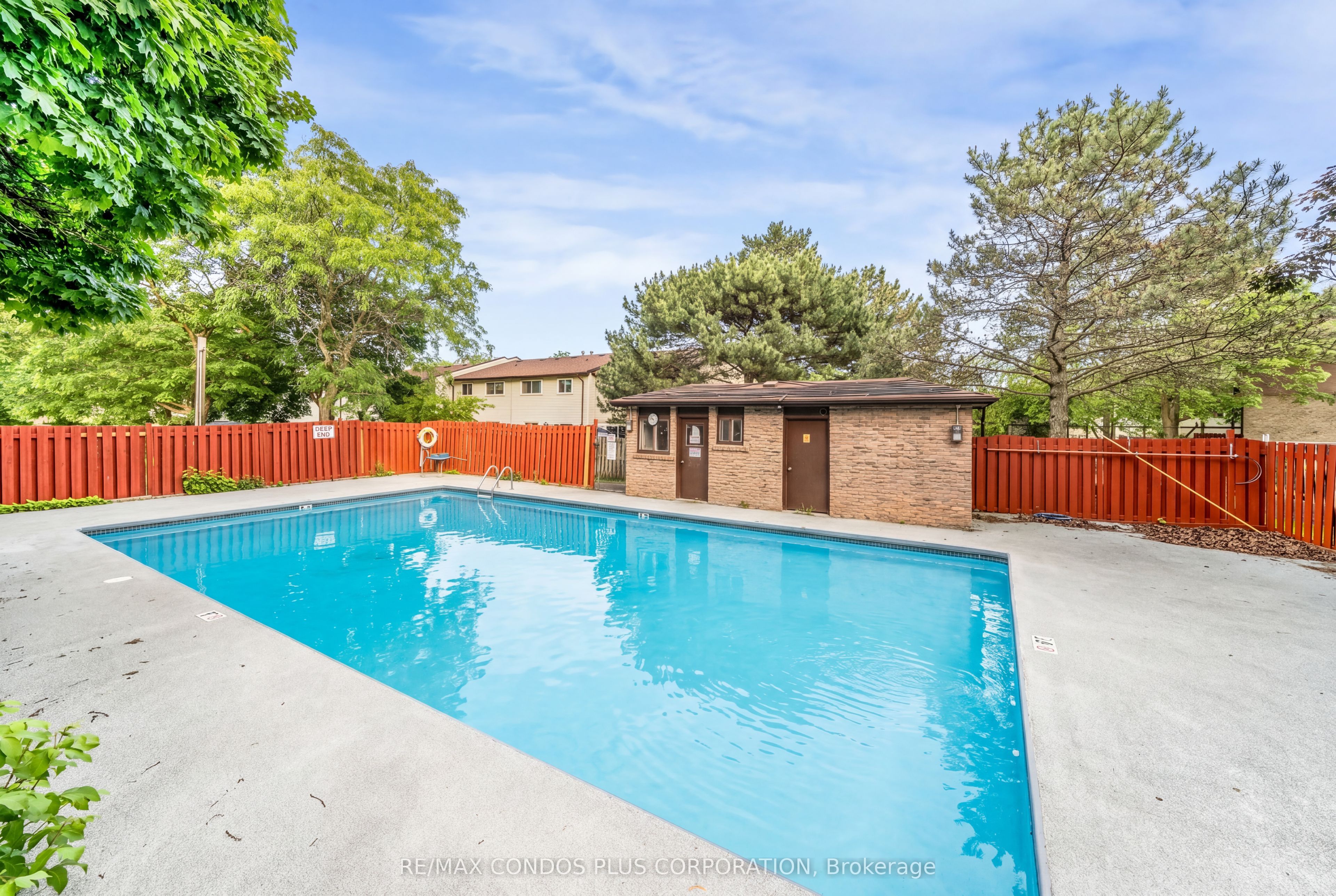 222 Pearson Street 39