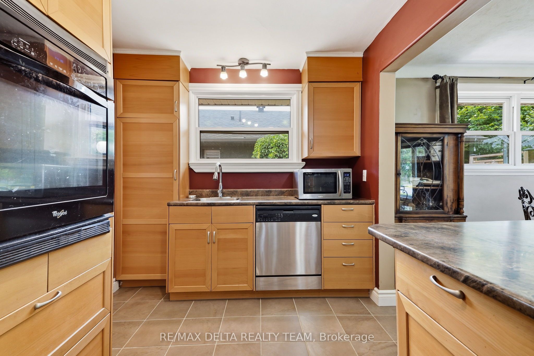 2162 Rushton Road