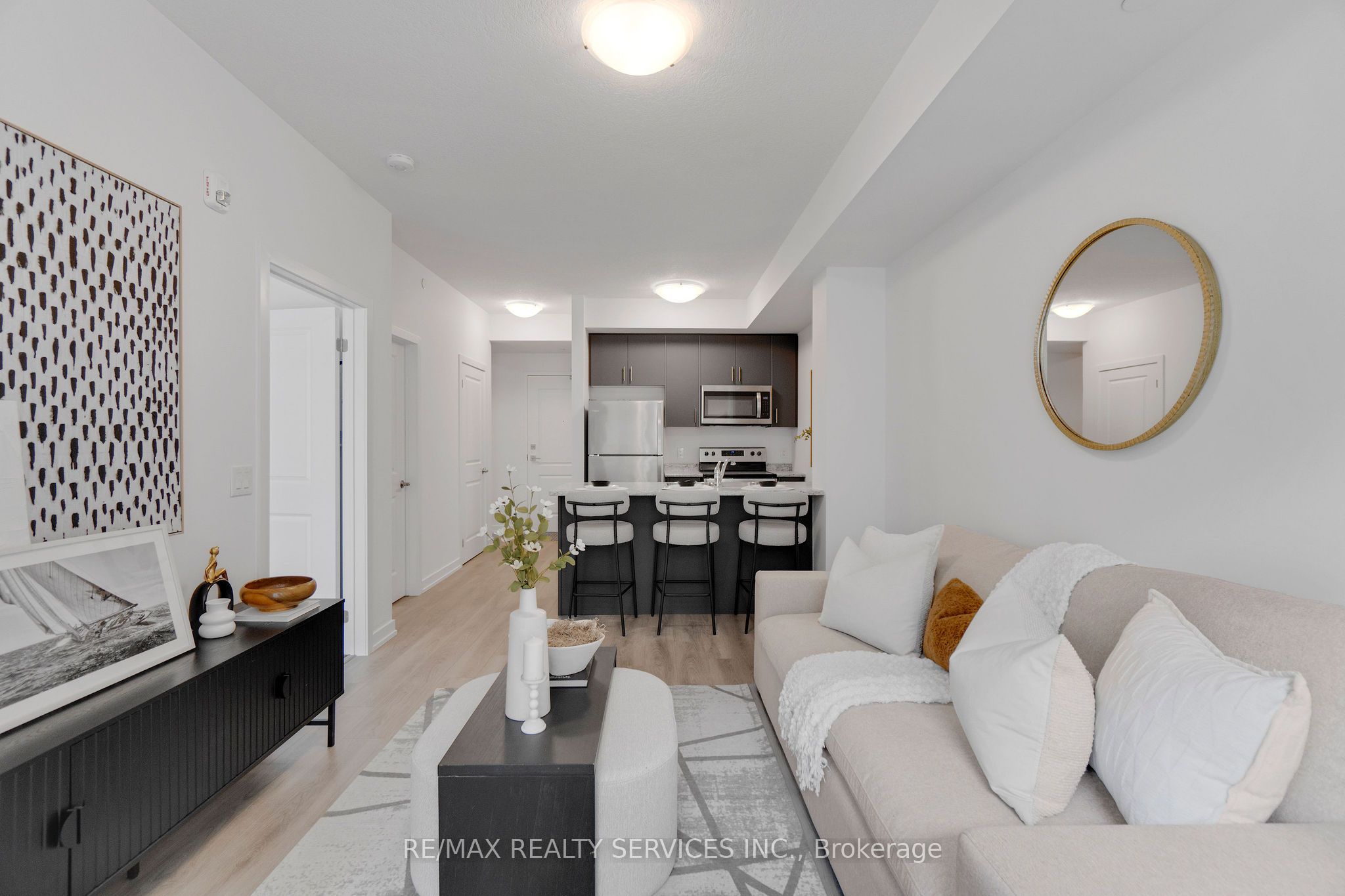 5055 Greenlane Road 136