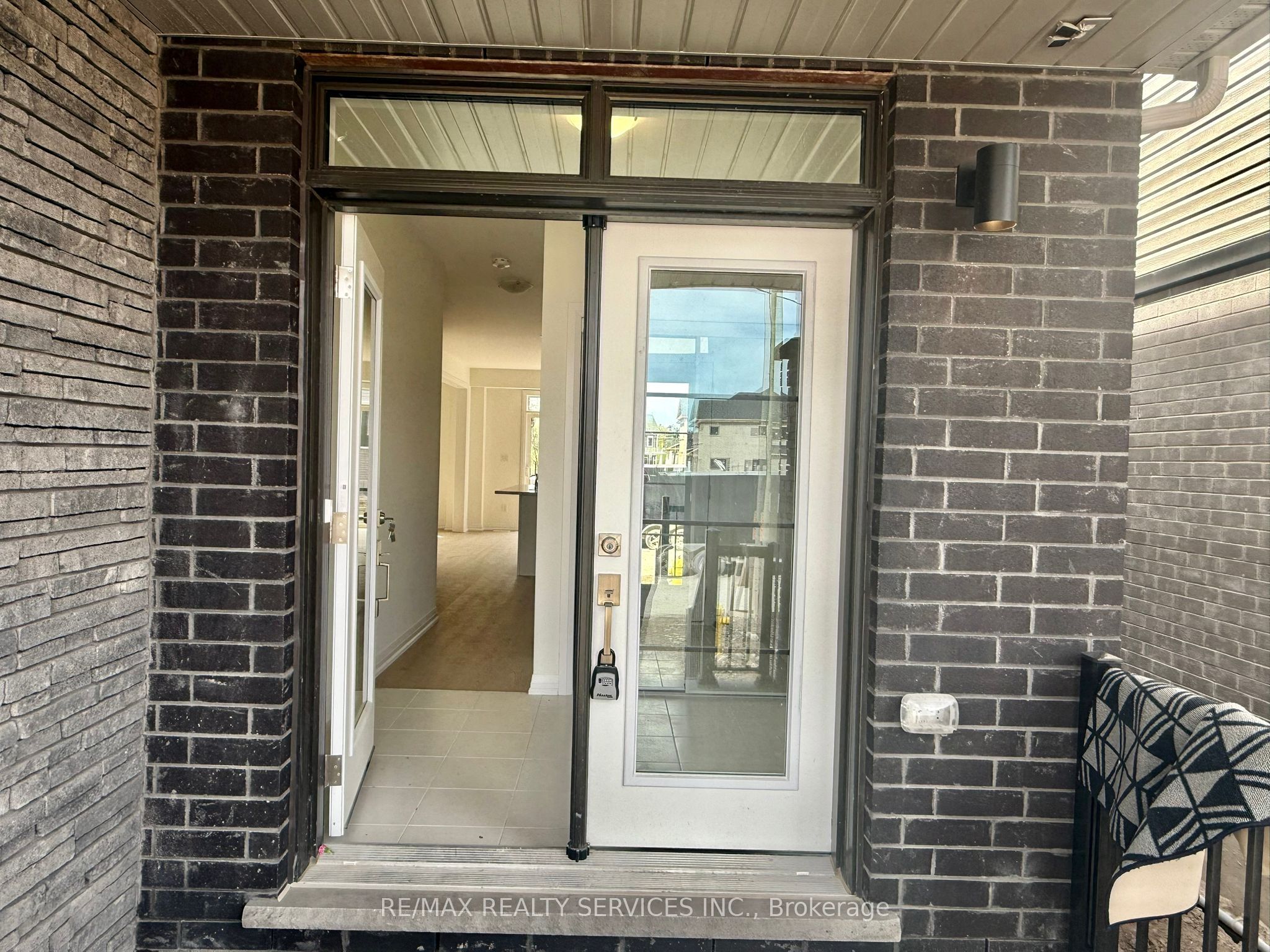 47 Picard Street