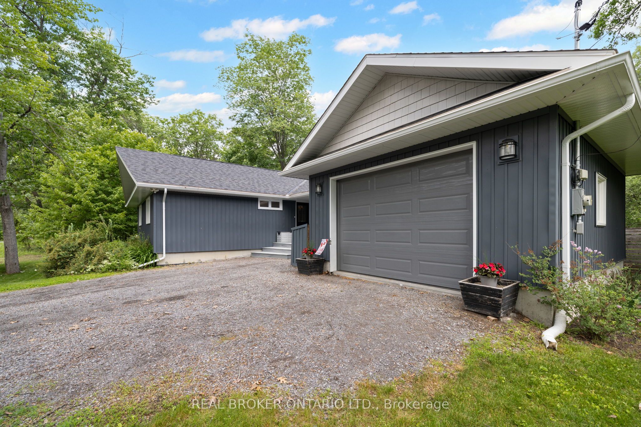 929 Bayview Drive