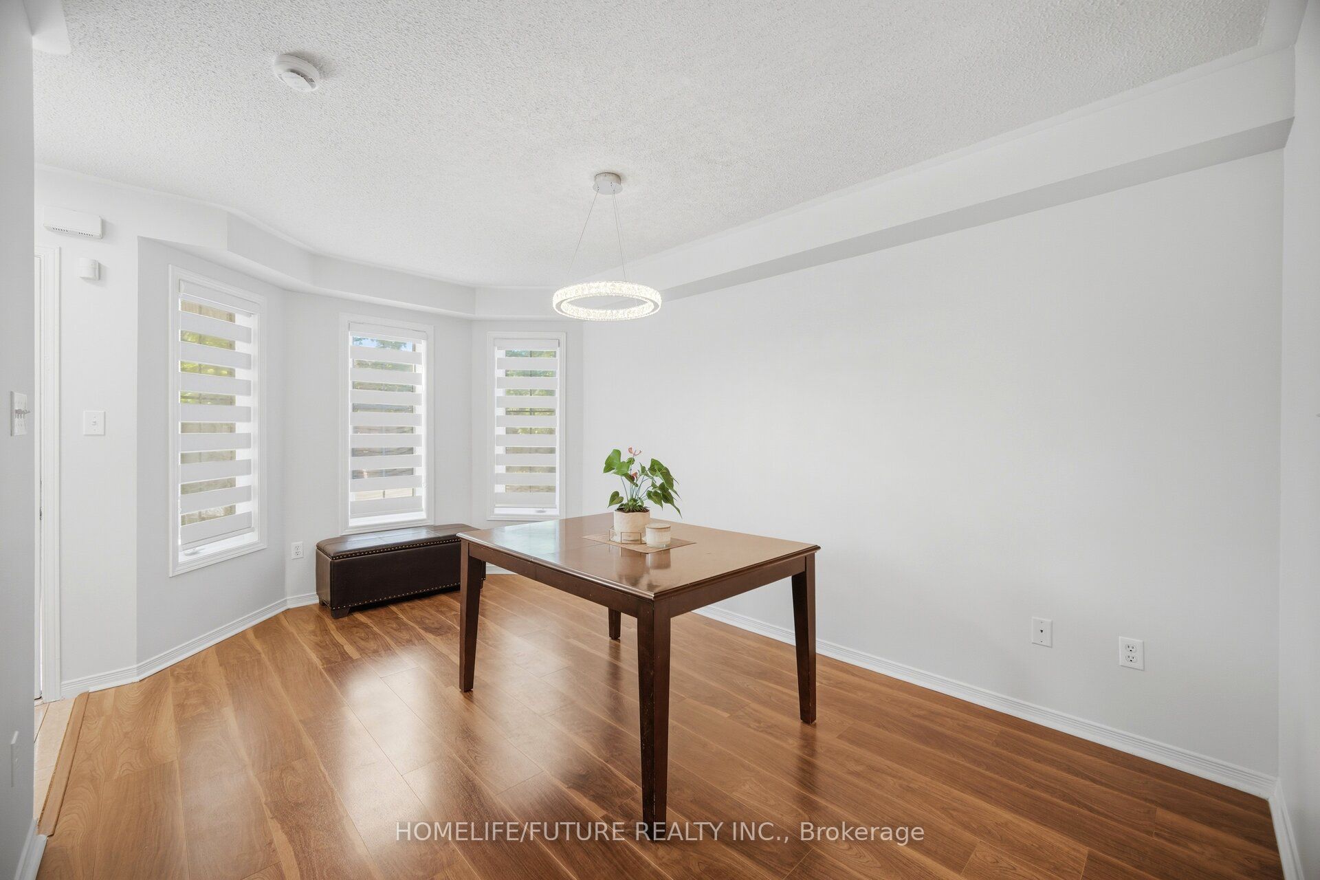 32 Laurelhurst Crescent
