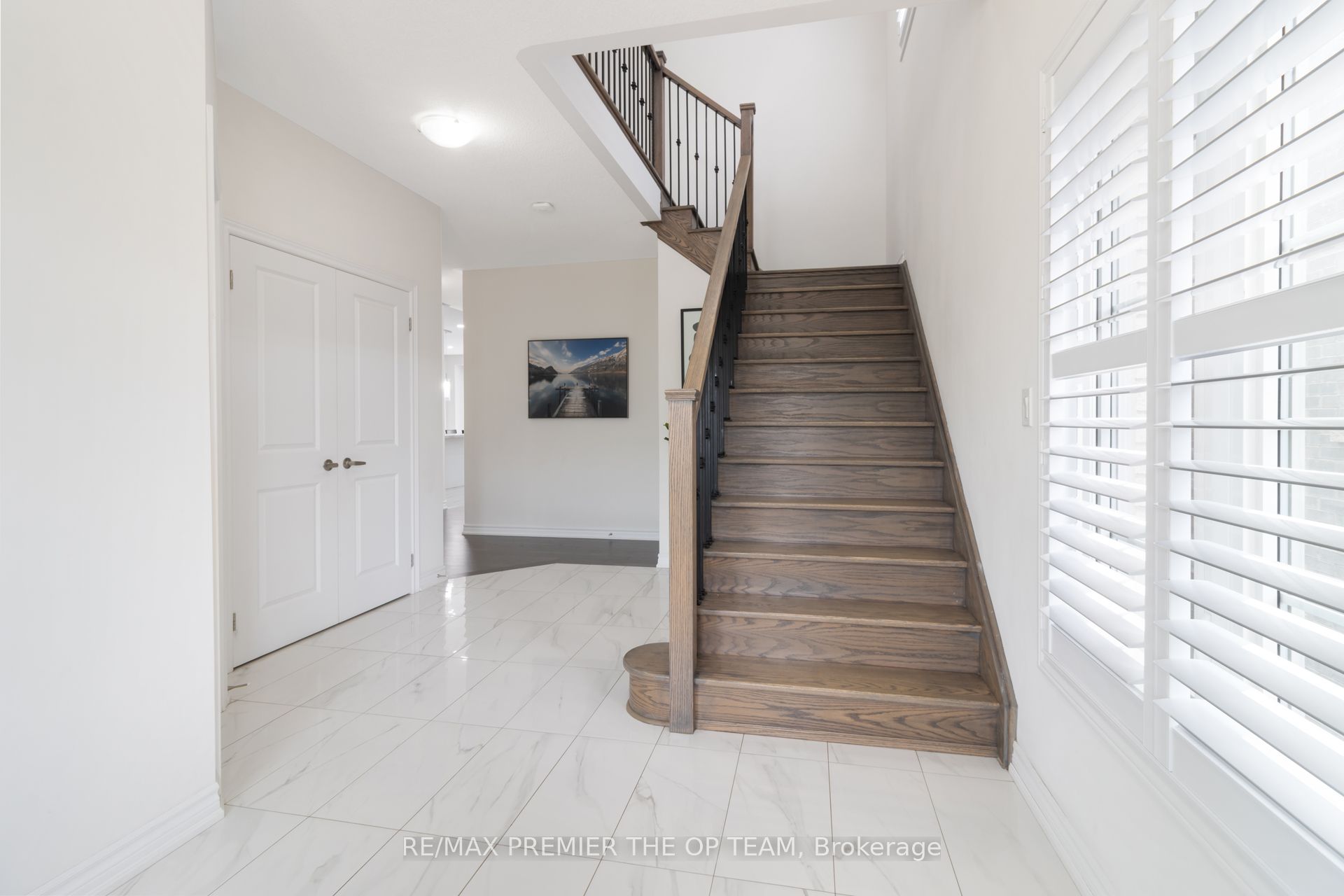 1941 Don White Court