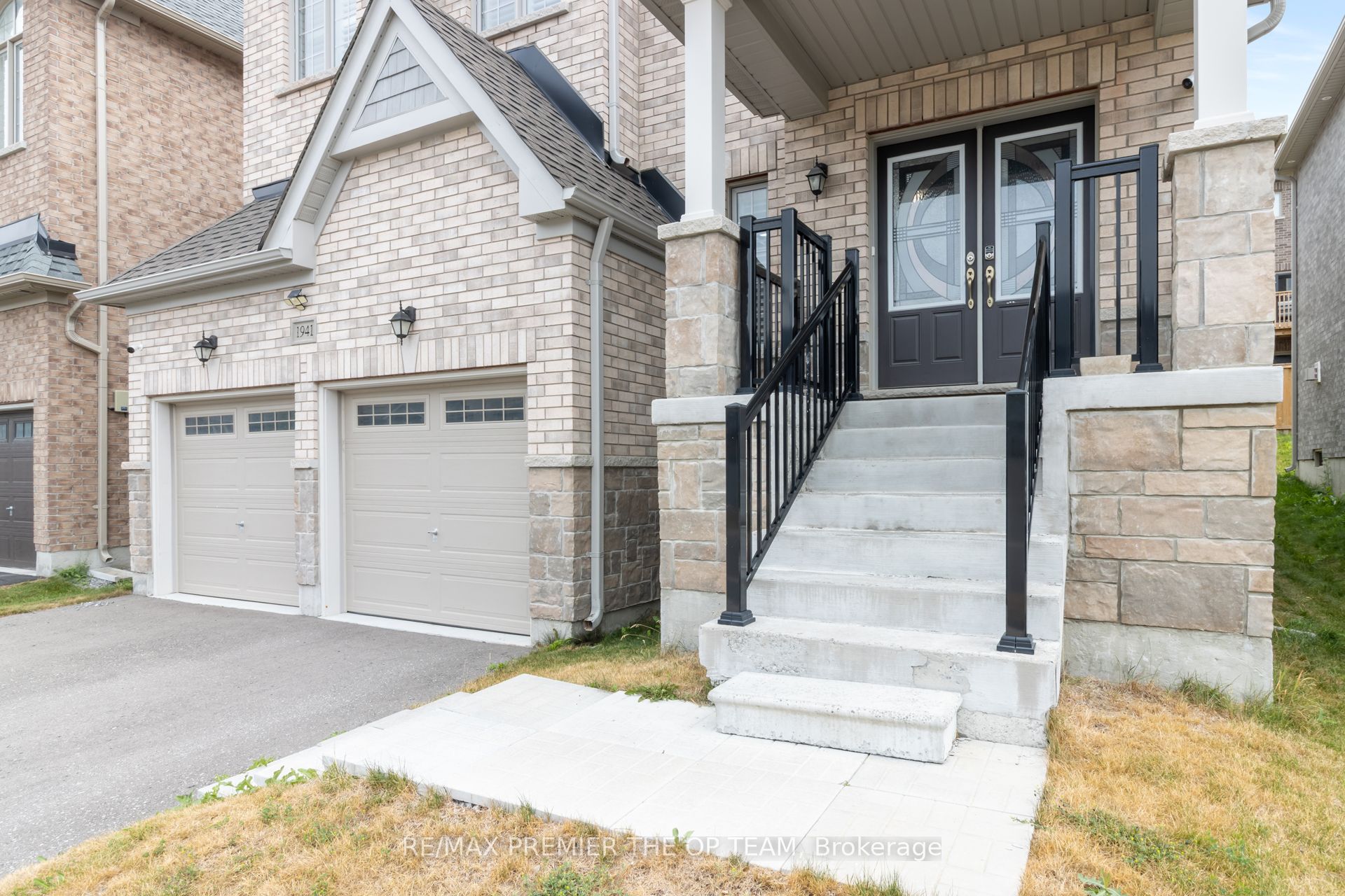 1941 Don White Court