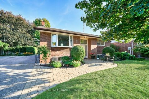 657 Balmoral Drive Oshawa ON L1J 3A6