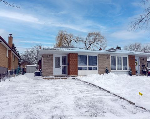 3240 Trisha Downs Mississauga ON L5A 2A7