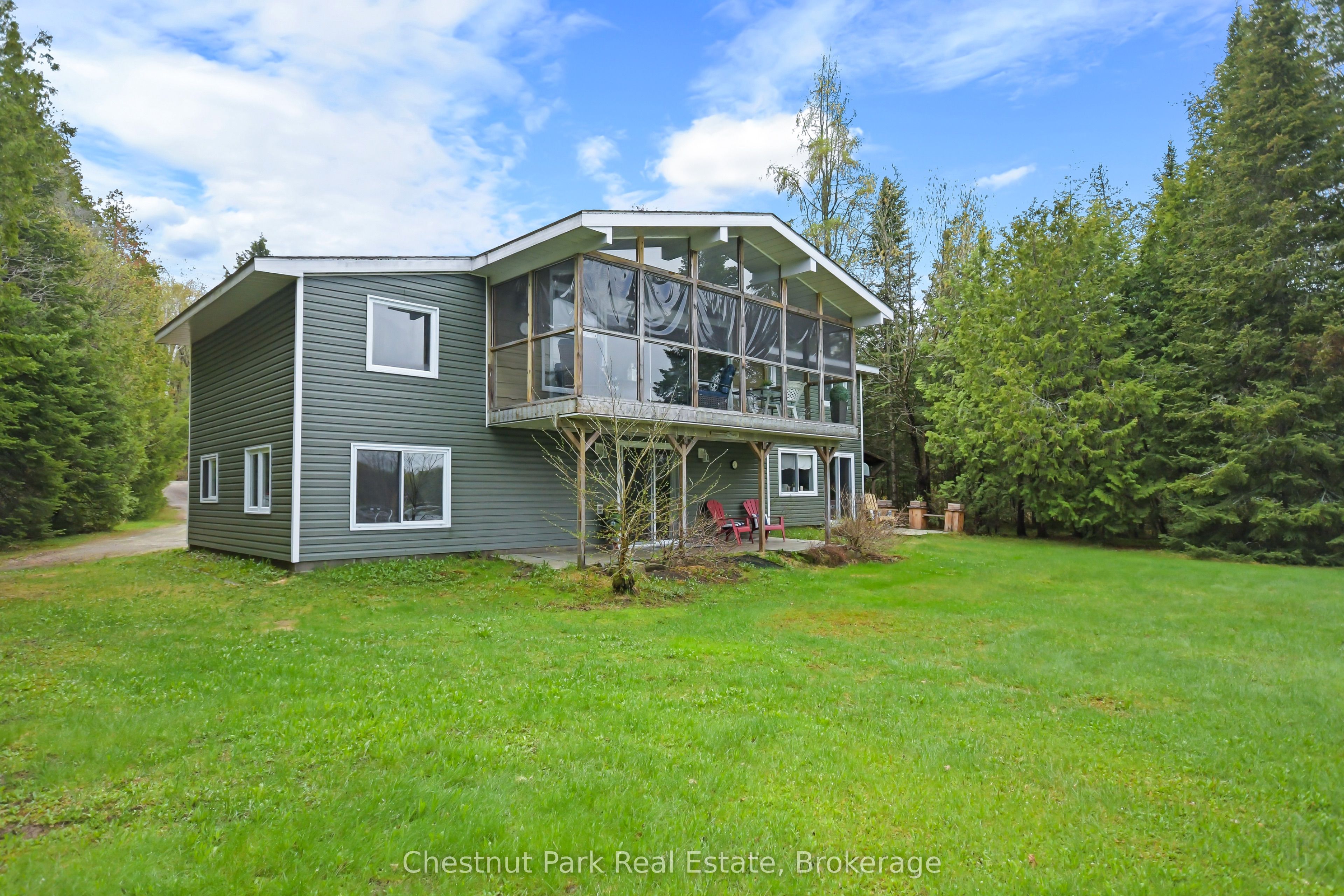 14 Lakeview Drive