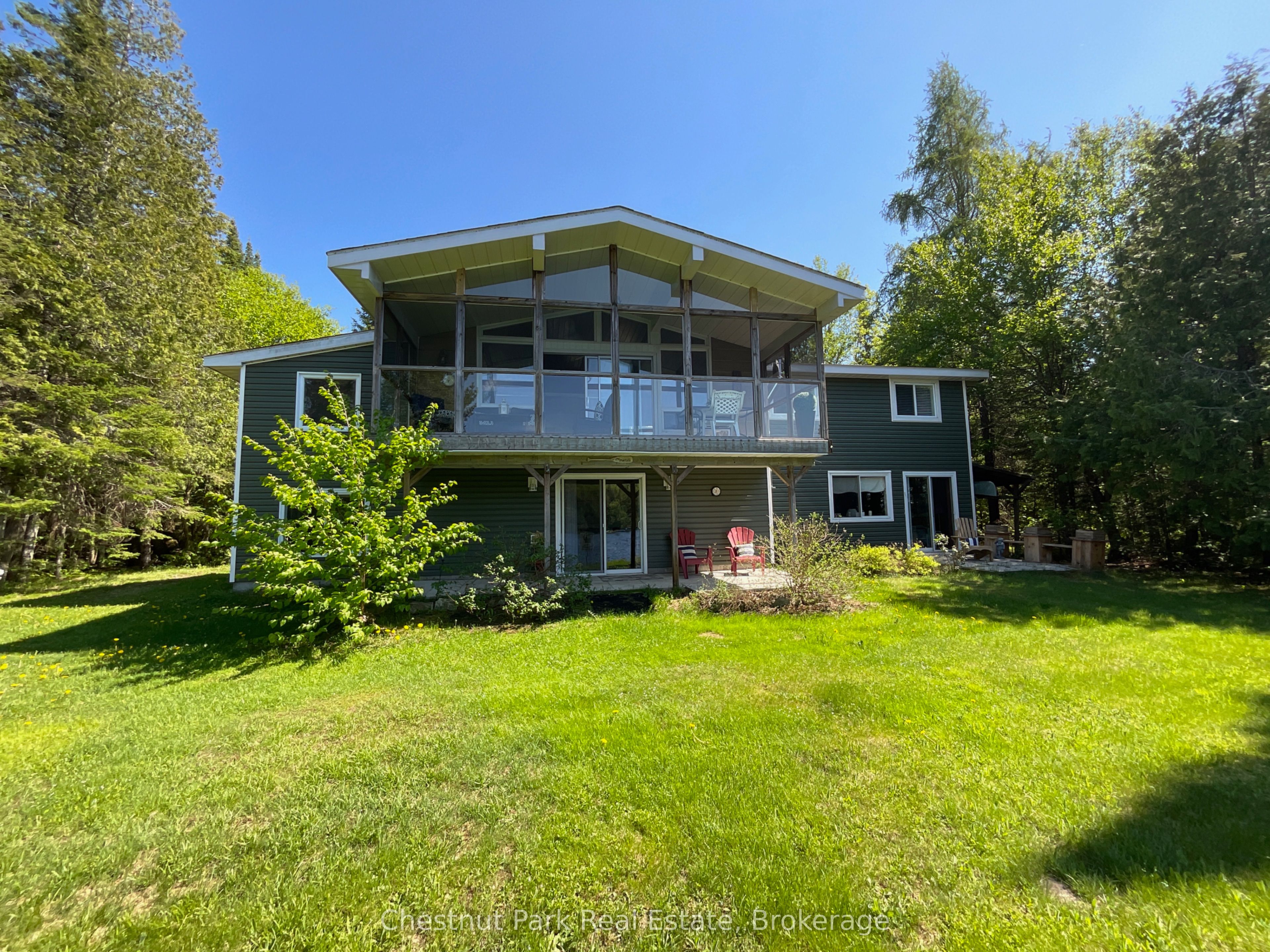 14 Lakeview Drive